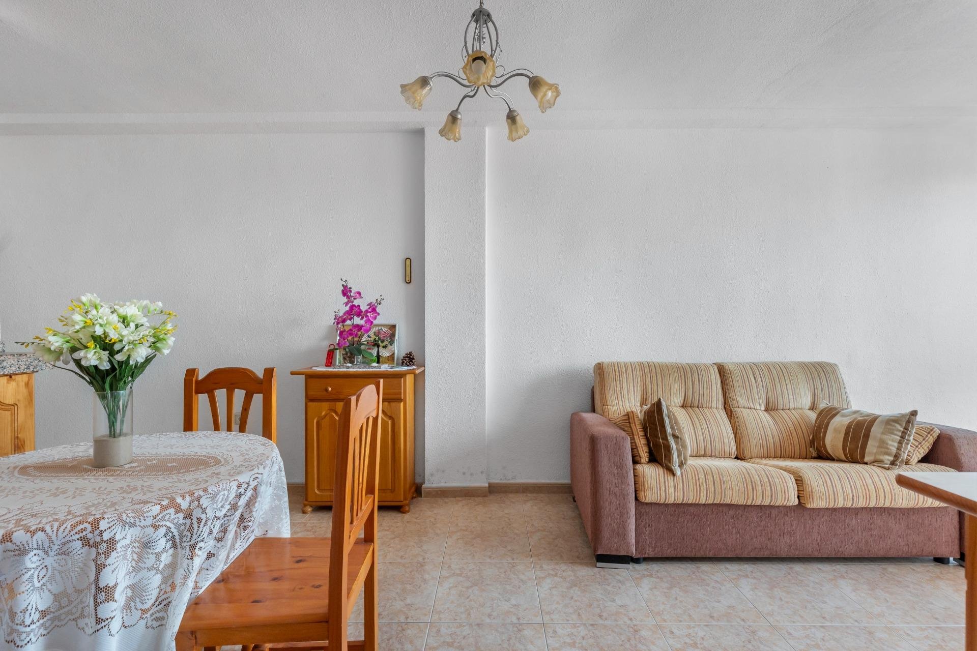 Reventa - Apartamento / piso -
Torrevieja - La Mata