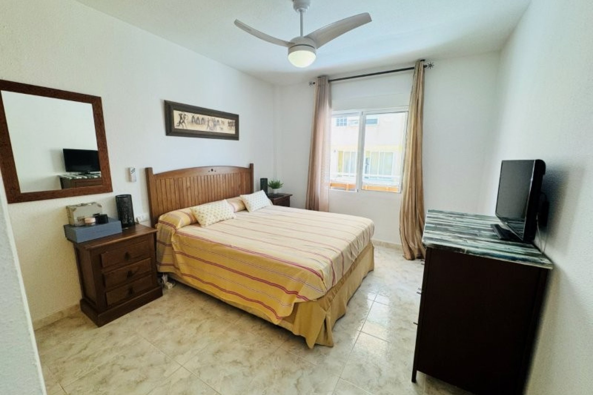 Reventa - Apartamento / piso -
Torrevieja - La Mata