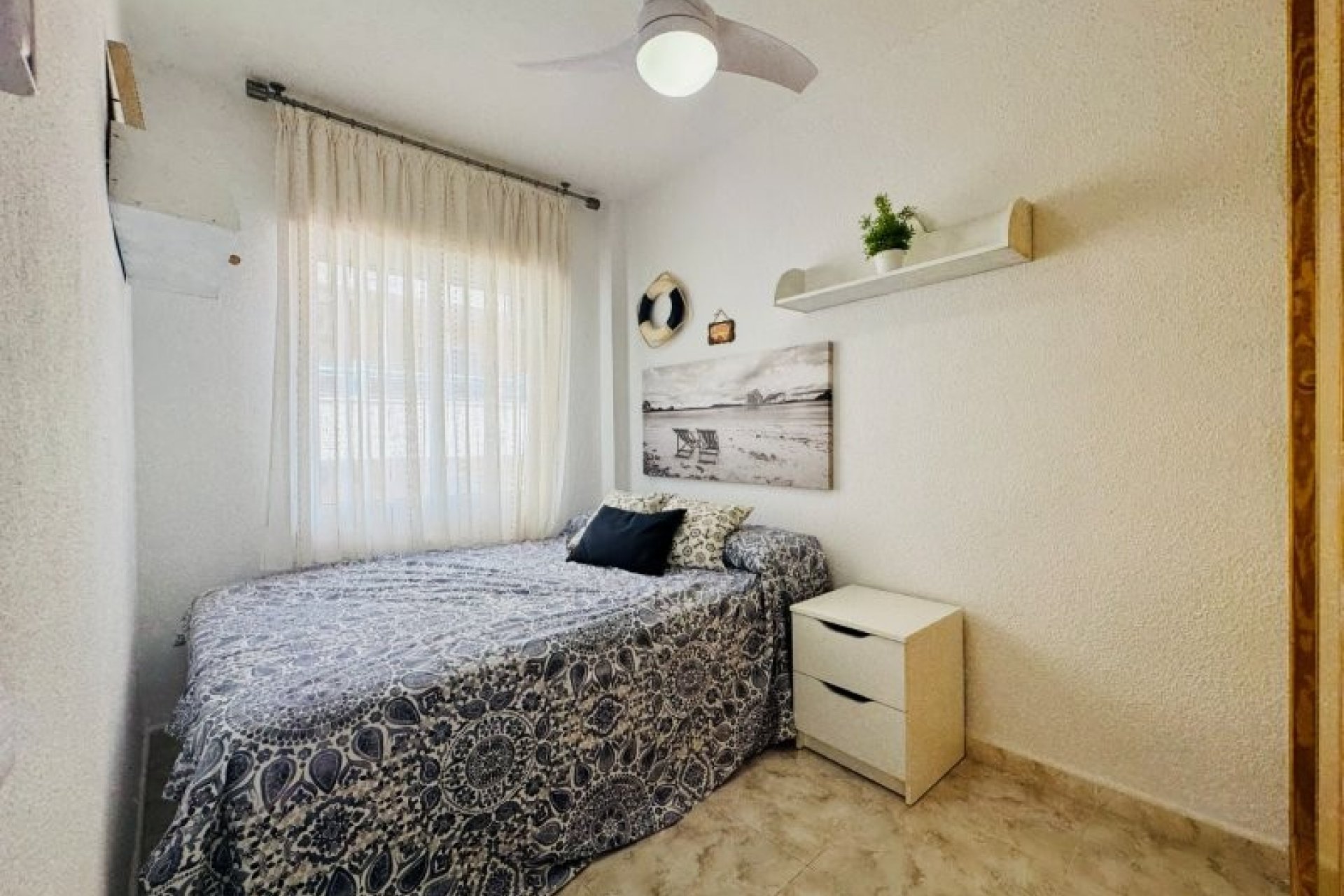 Reventa - Apartamento / piso -
Torrevieja - La Mata