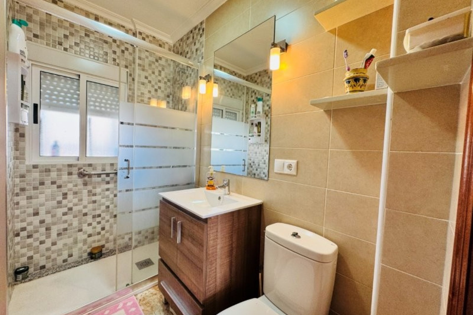 Reventa - Apartamento / piso -
Torrevieja - La Mata