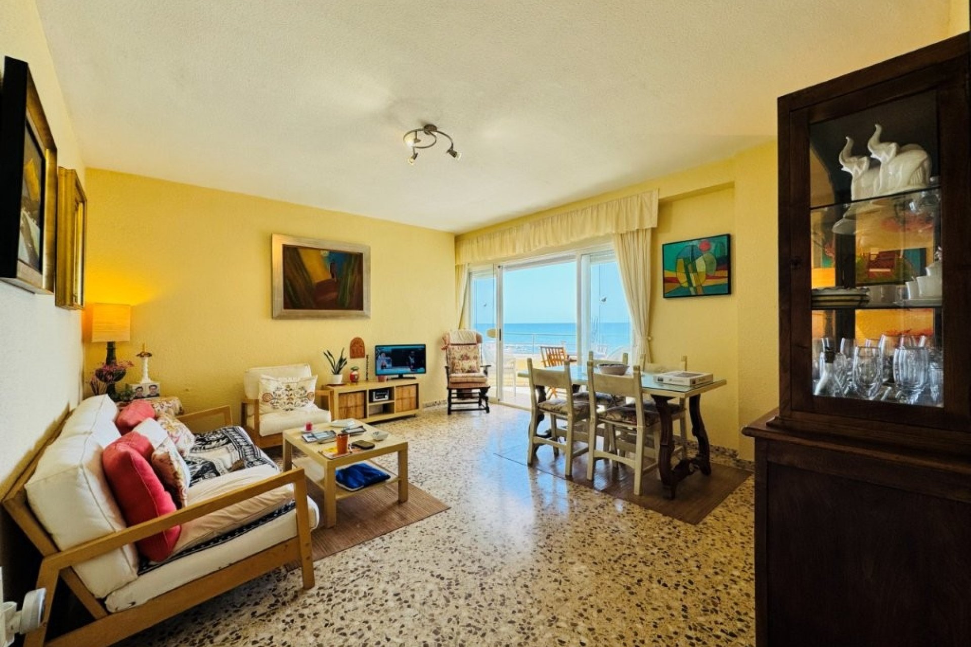 Reventa - Apartamento / piso -
Torrevieja - La Mata