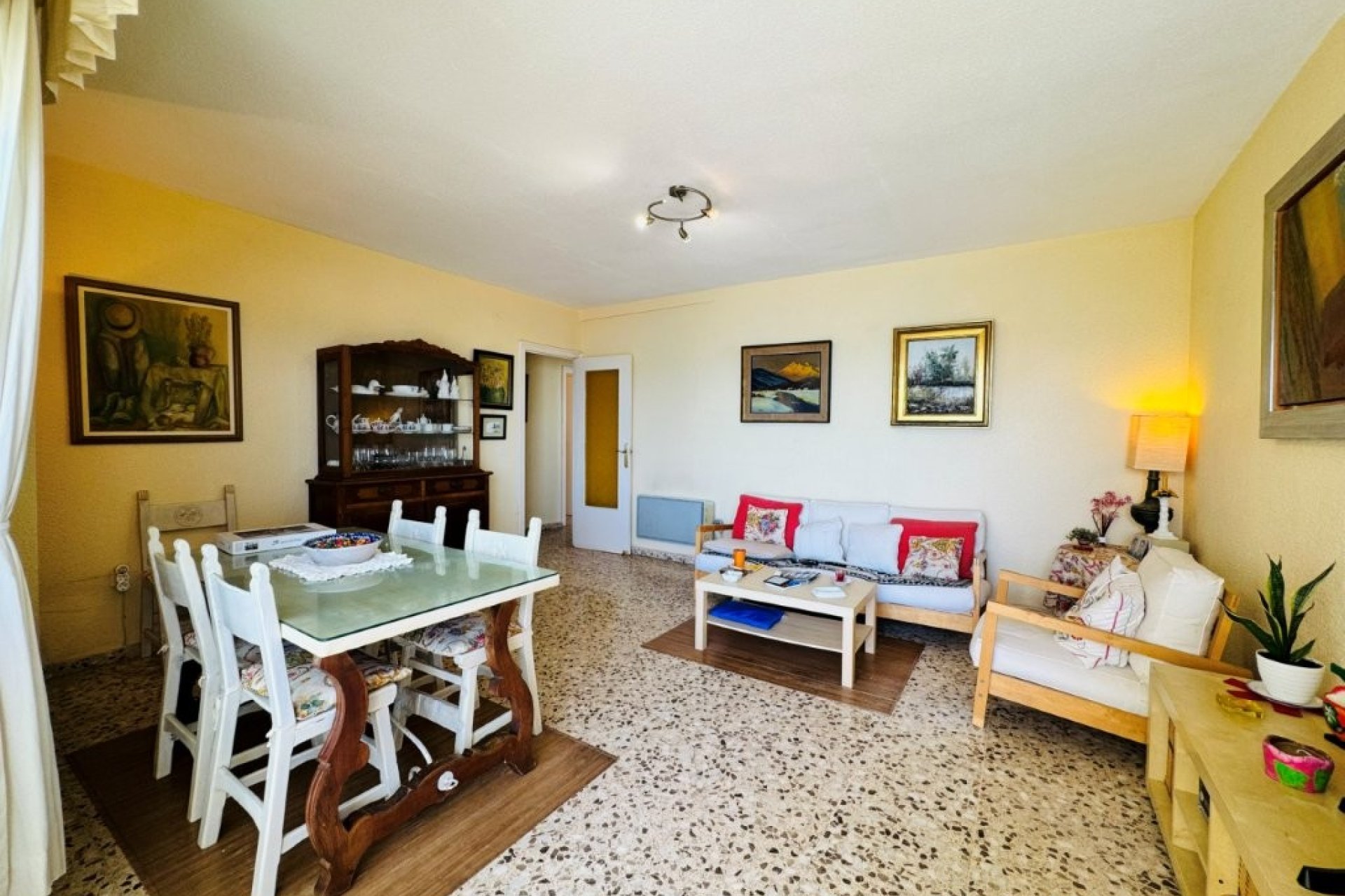 Reventa - Apartamento / piso -
Torrevieja - La Mata