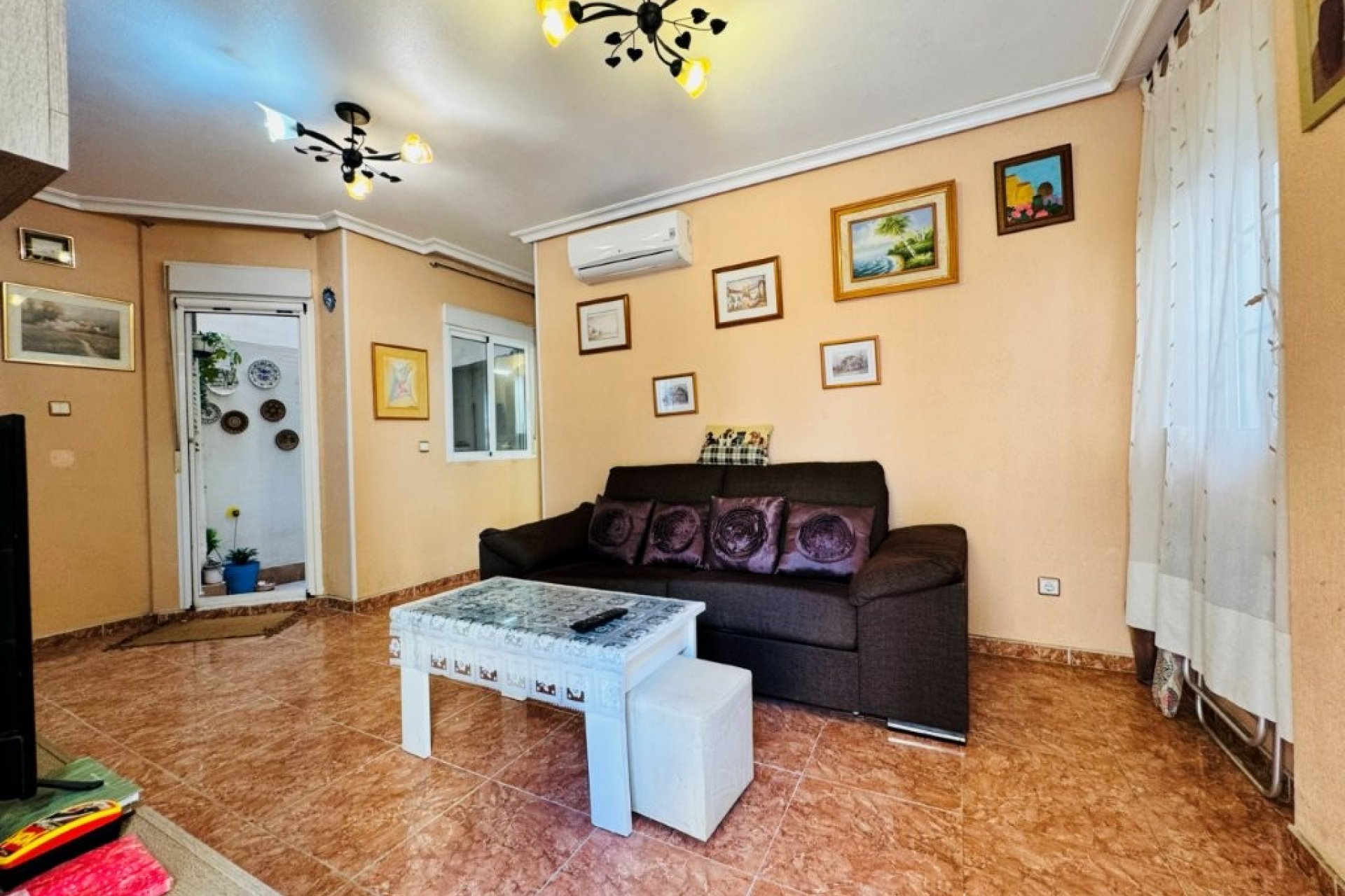 Reventa - Apartamento / piso -
Torrevieja - La Mata