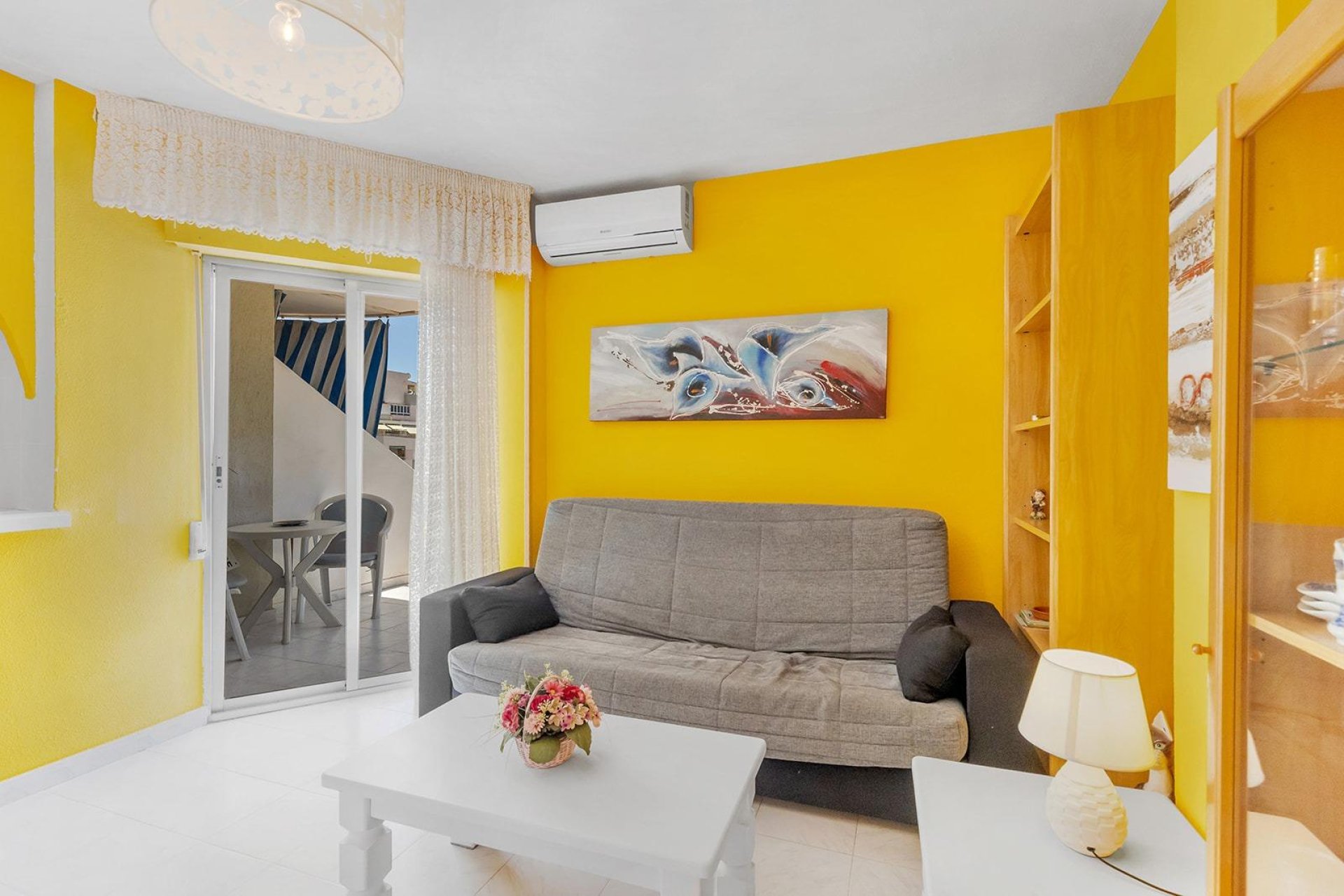 Reventa - Apartamento / piso -
Torrevieja - La Mata