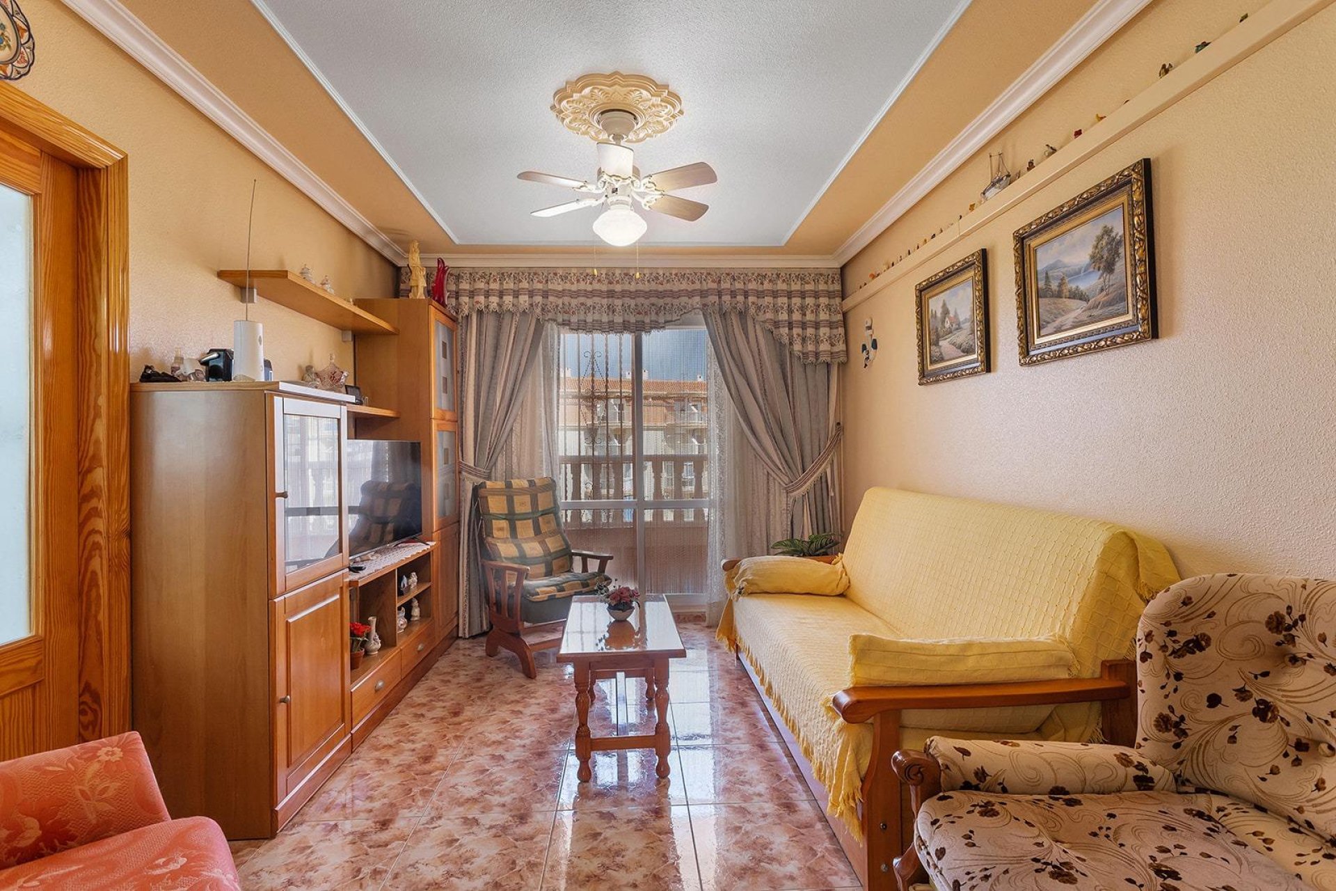 Reventa - Apartamento / piso -
Torrevieja - La Mata