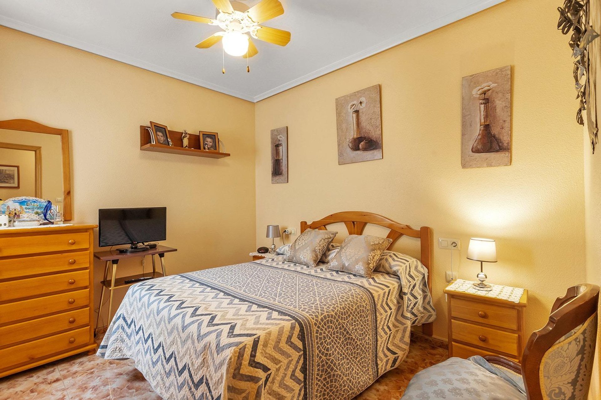 Reventa - Apartamento / piso -
Torrevieja - La Mata