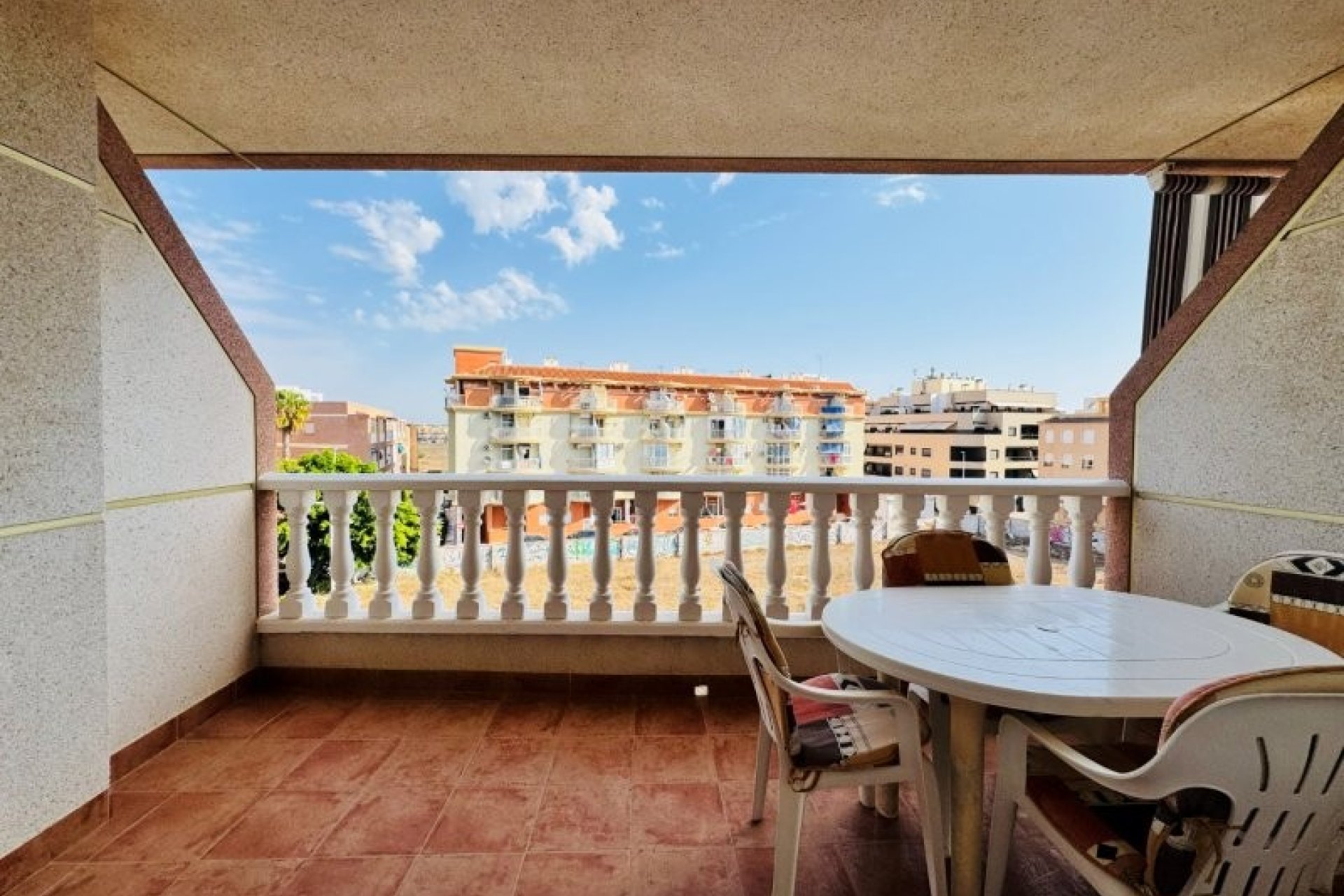 Reventa - Apartamento / piso -
Torrevieja - La Mata
