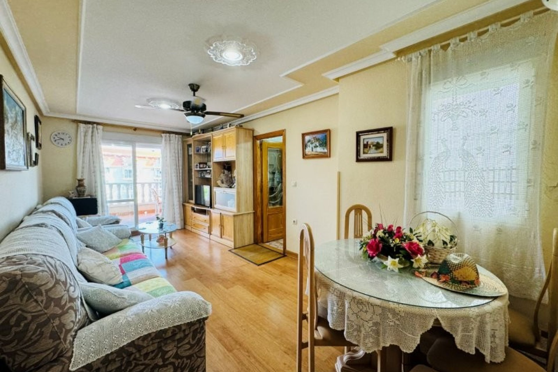 Reventa - Apartamento / piso -
Torrevieja - La Mata