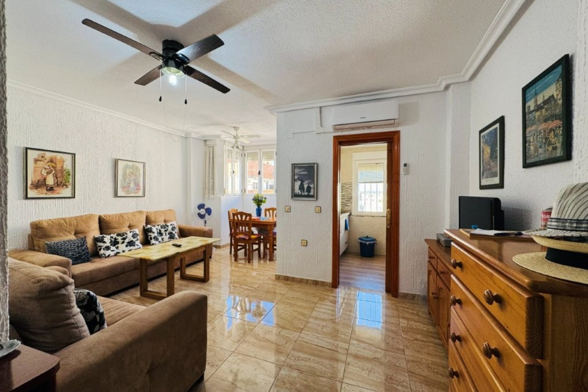 Reventa - Apartamento / piso -
Torrevieja - La Mata
