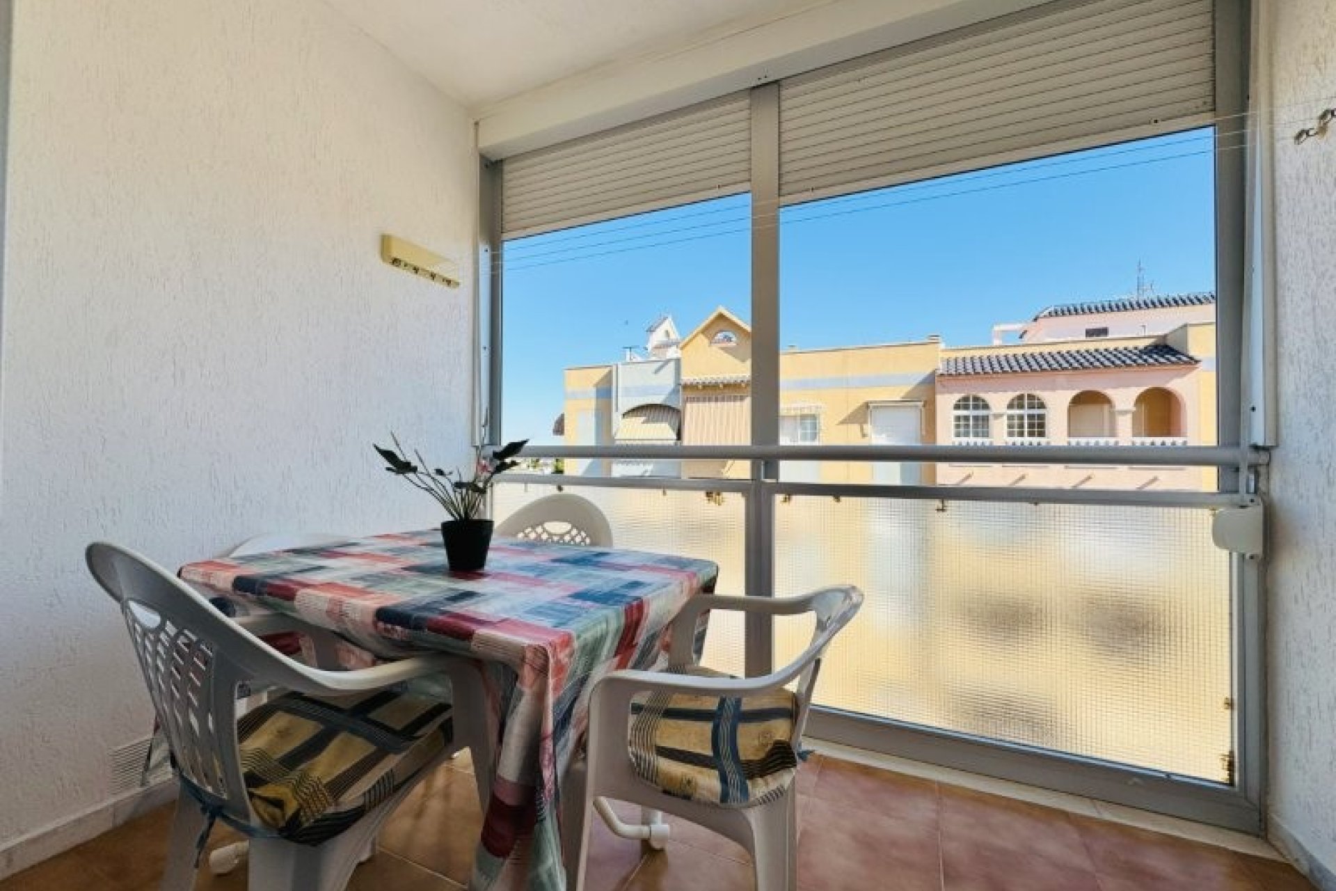 Reventa - Apartamento / piso -
Torrevieja - La Mata