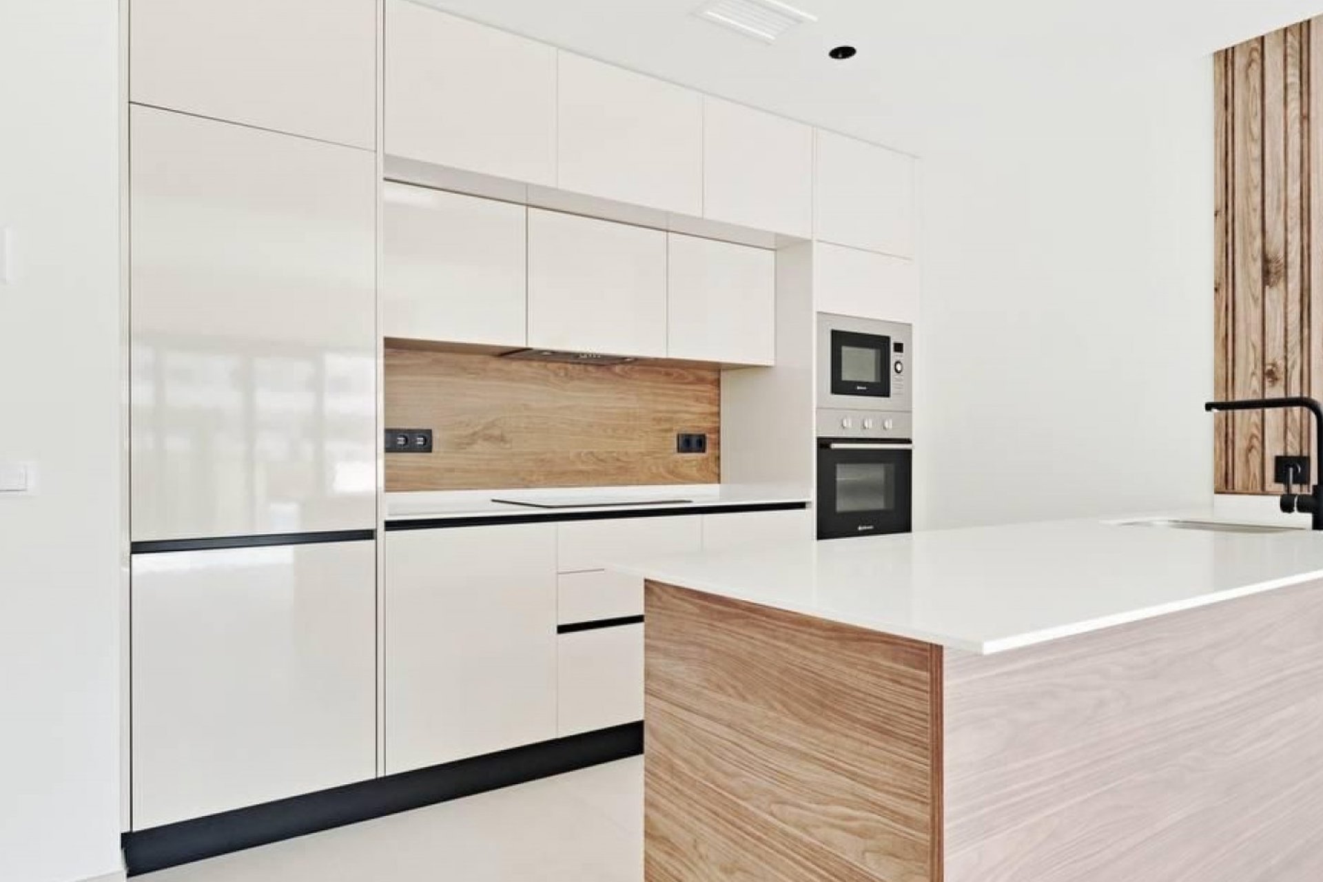 Reventa - Apartamento / piso -
Torrevieja - La Veleta