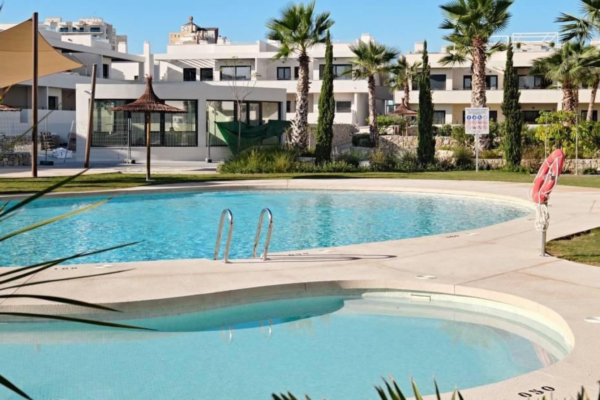 Reventa - Apartamento / piso -
Torrevieja - La Veleta