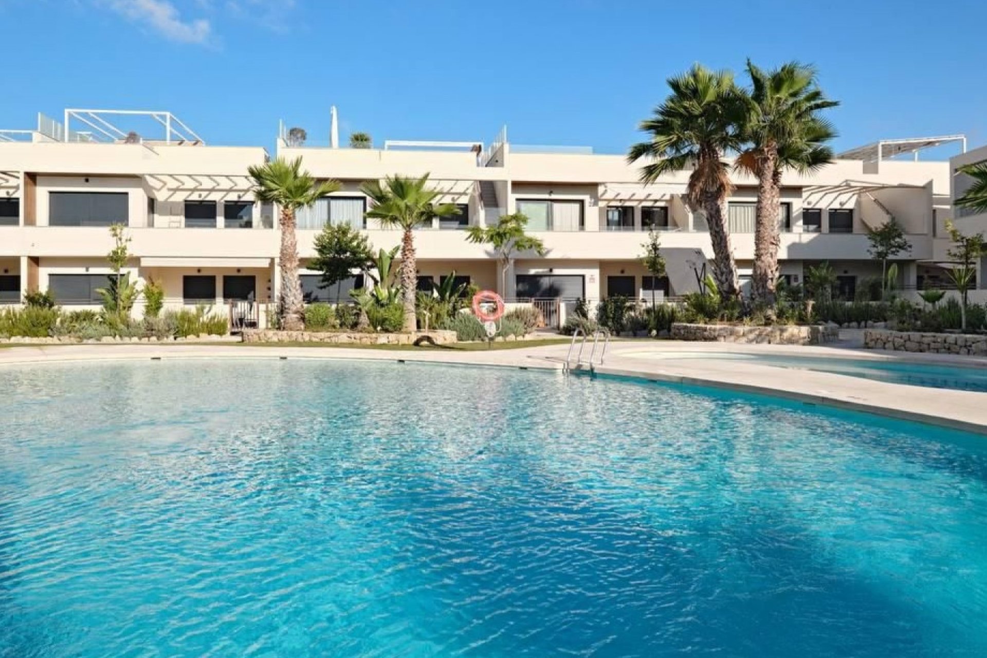 Reventa - Apartamento / piso -
Torrevieja - La Veleta