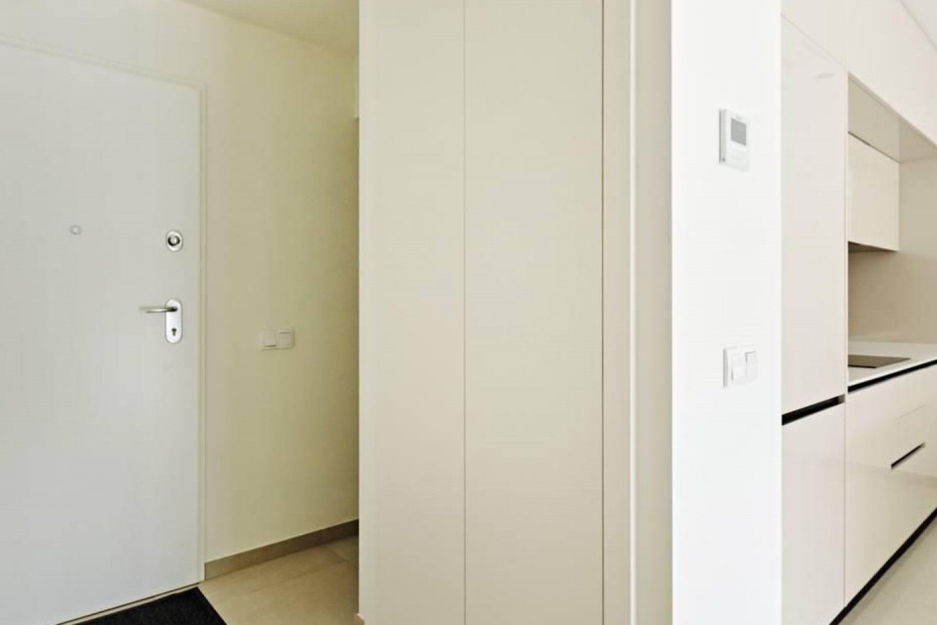 Reventa - Apartamento / piso -
Torrevieja - La Veleta