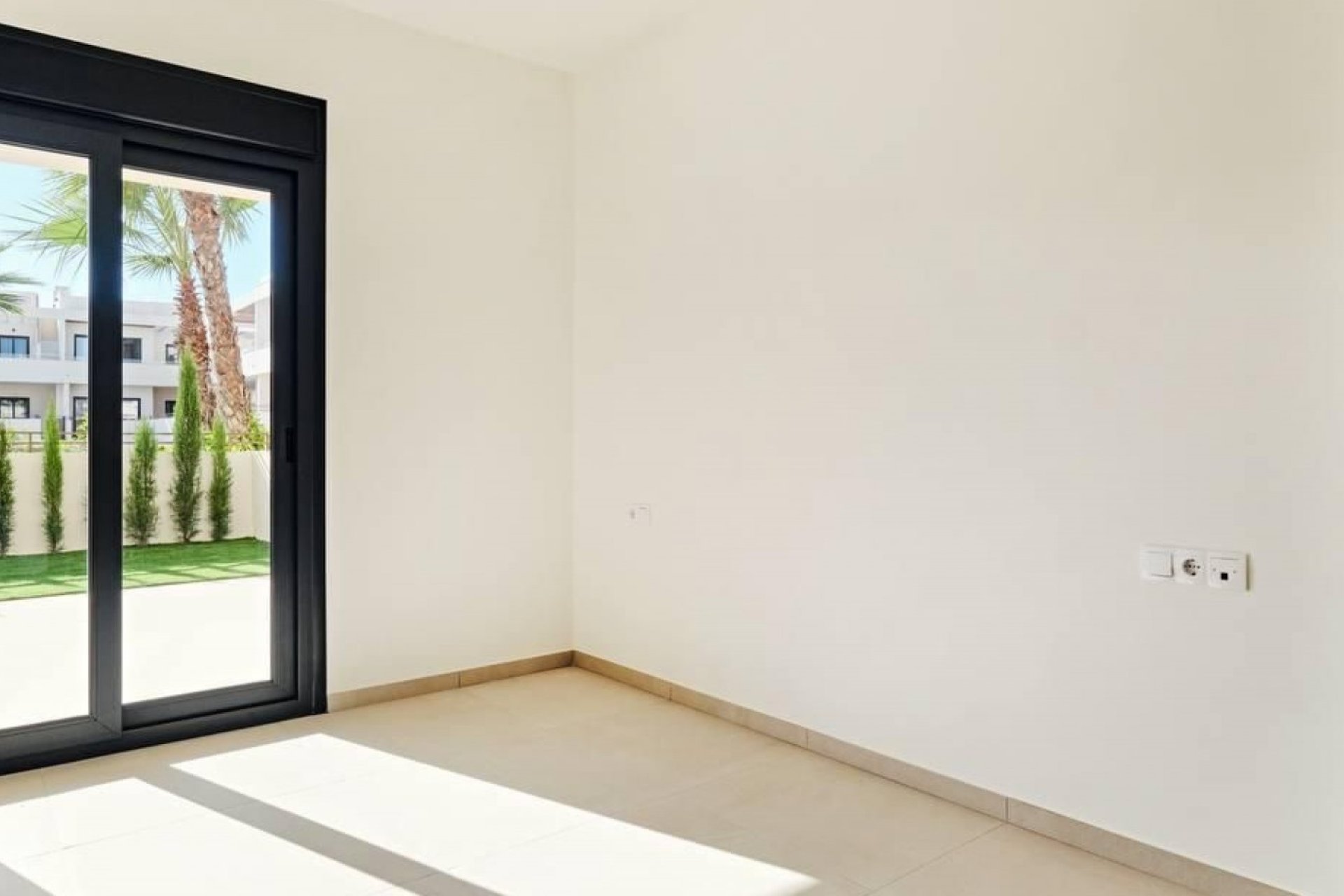 Reventa - Apartamento / piso -
Torrevieja - La Veleta