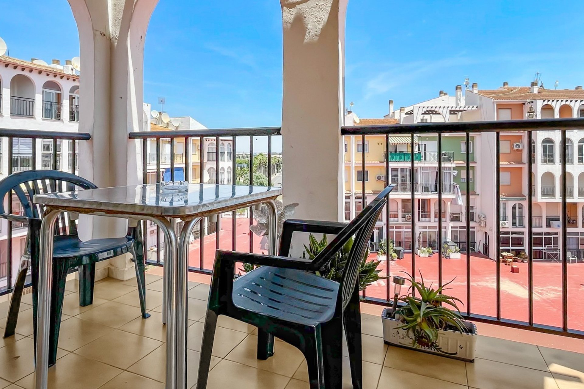 Reventa - Apartamento / piso -
Torrevieja - Mar Azul