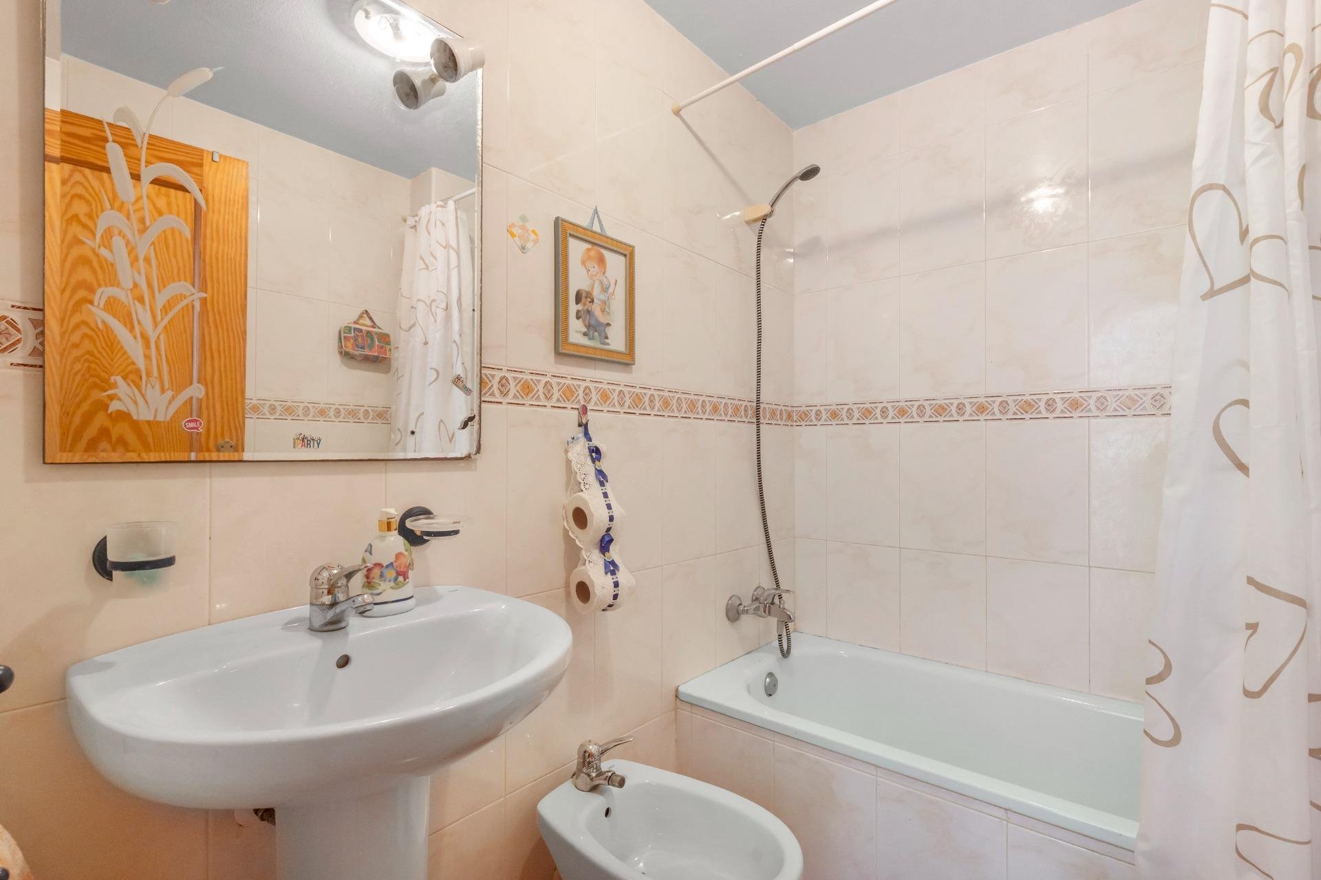 Reventa - Apartamento / piso -
Torrevieja - Nueva Torrevieja