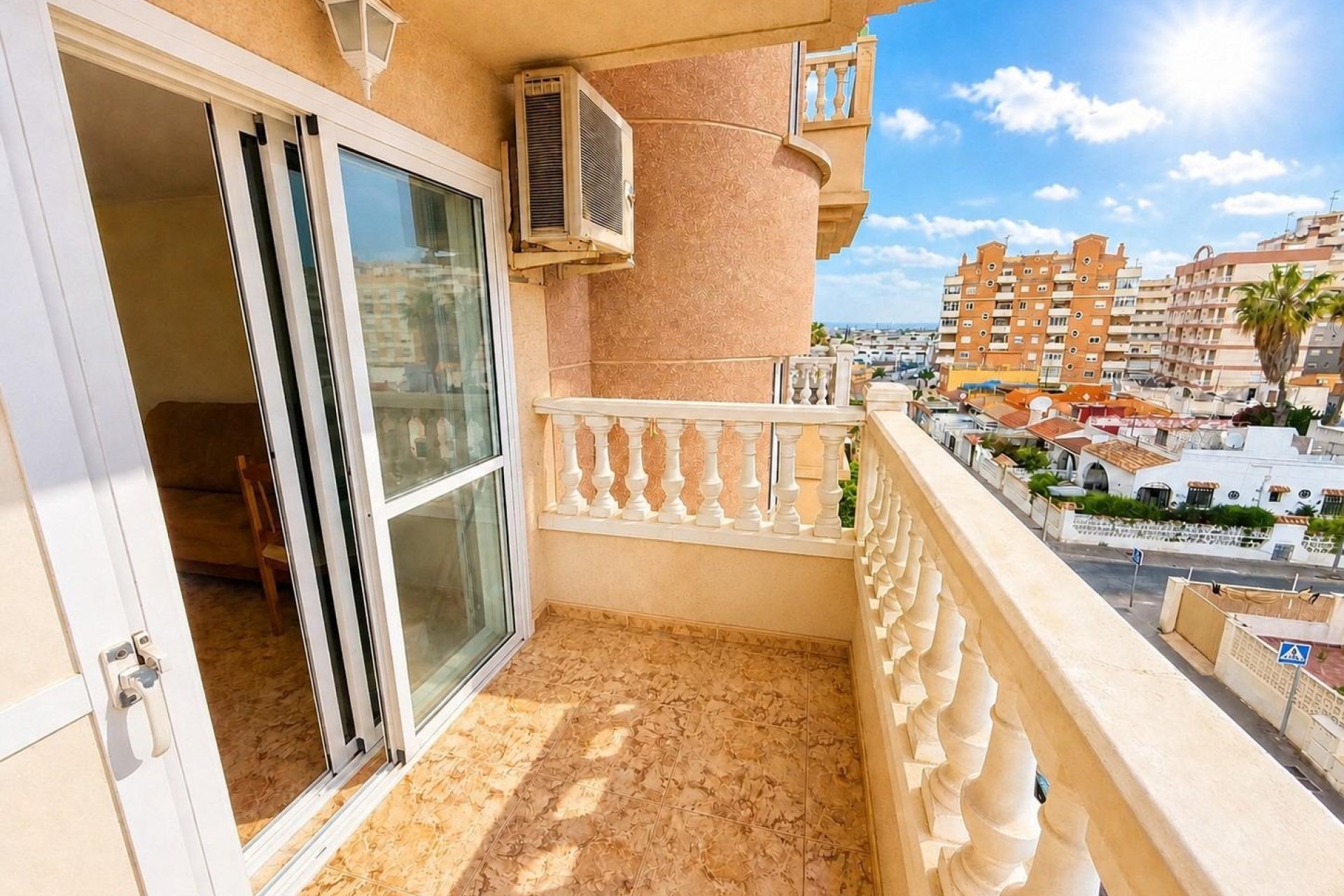 Reventa - Apartamento / piso -
Torrevieja - Nueva Torrevieja