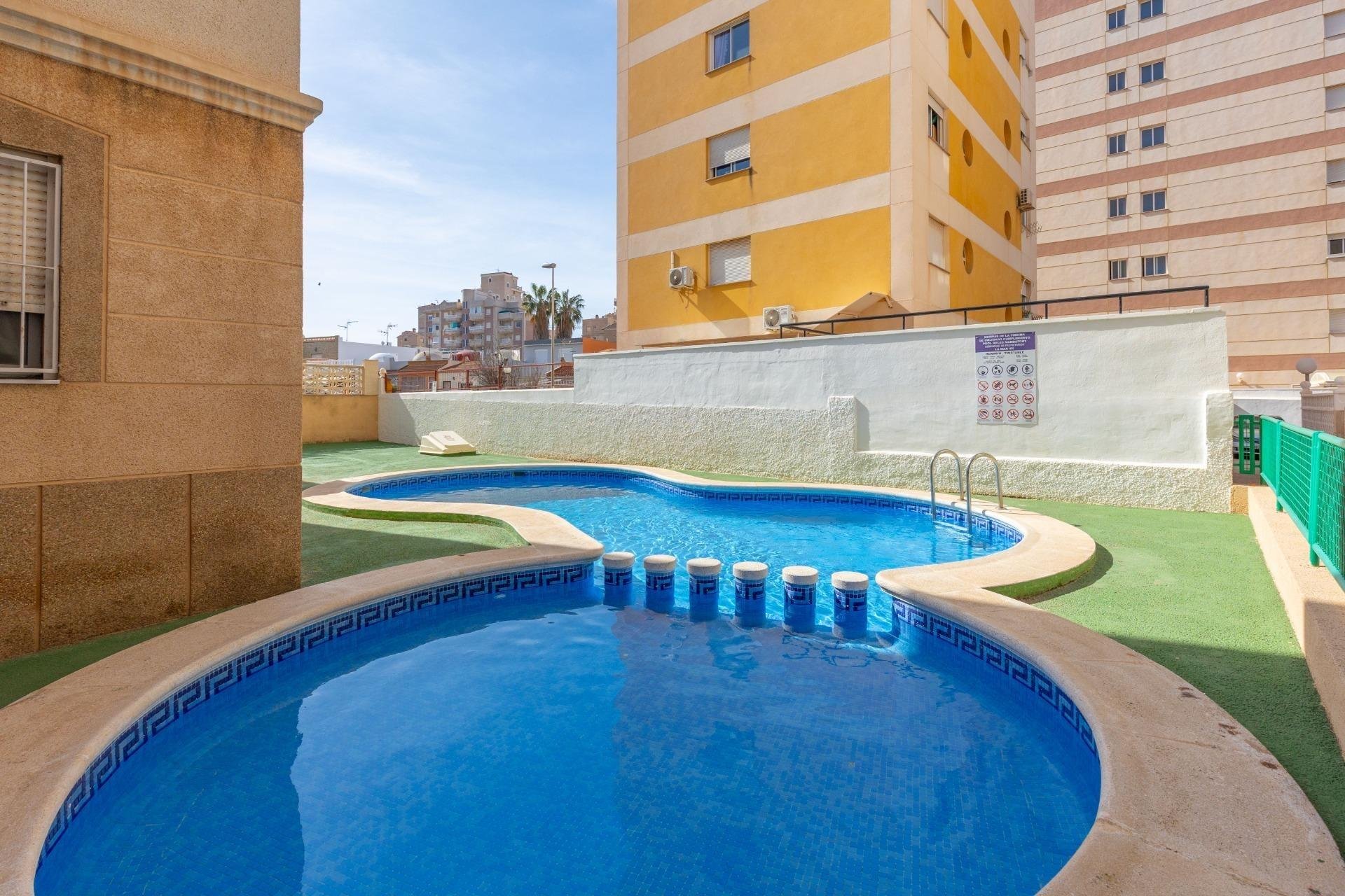 Reventa - Apartamento / piso -
Torrevieja - Nueva Torrevieja