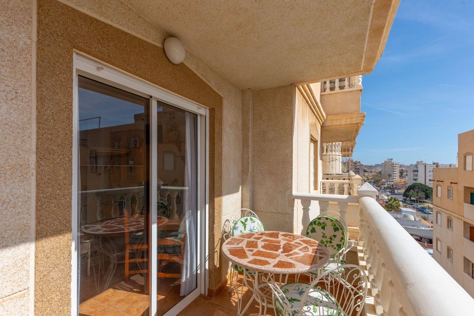 Reventa - Apartamento / piso -
Torrevieja - Nueva Torrevieja