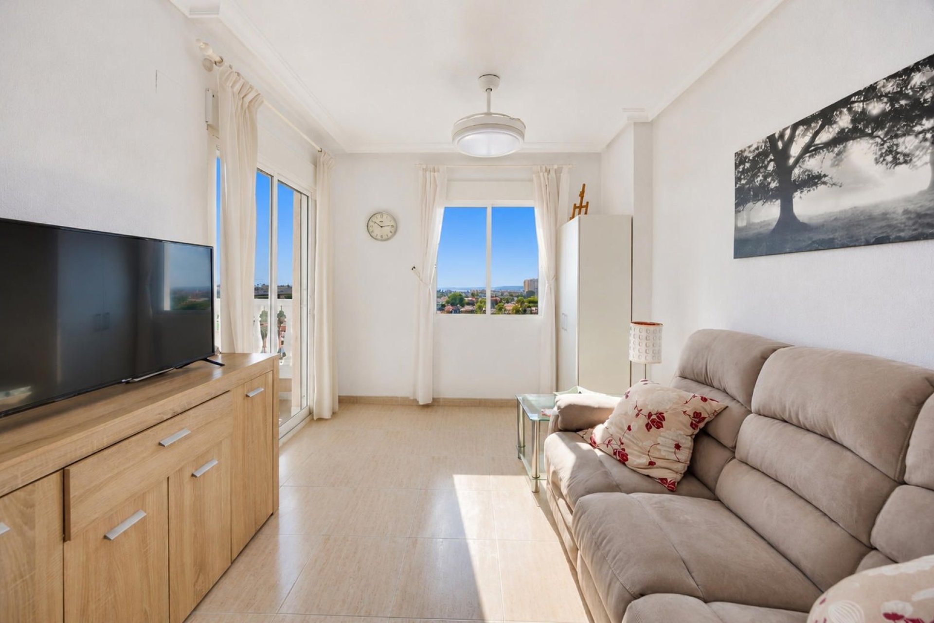 Reventa - Apartamento / piso -
Torrevieja - Nueva Torrevieja