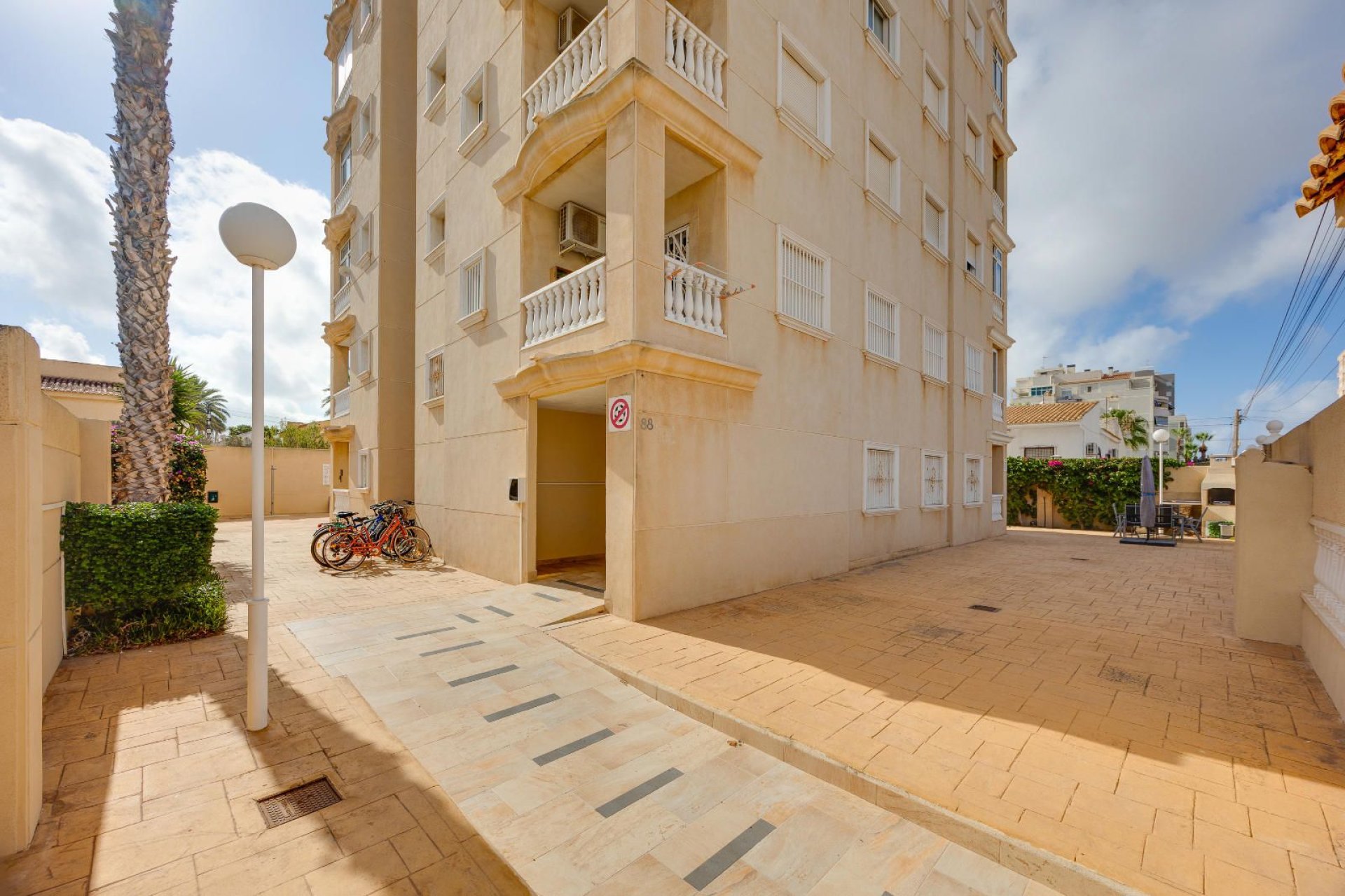 Reventa - Apartamento / piso -
Torrevieja - Nueva Torrevieja