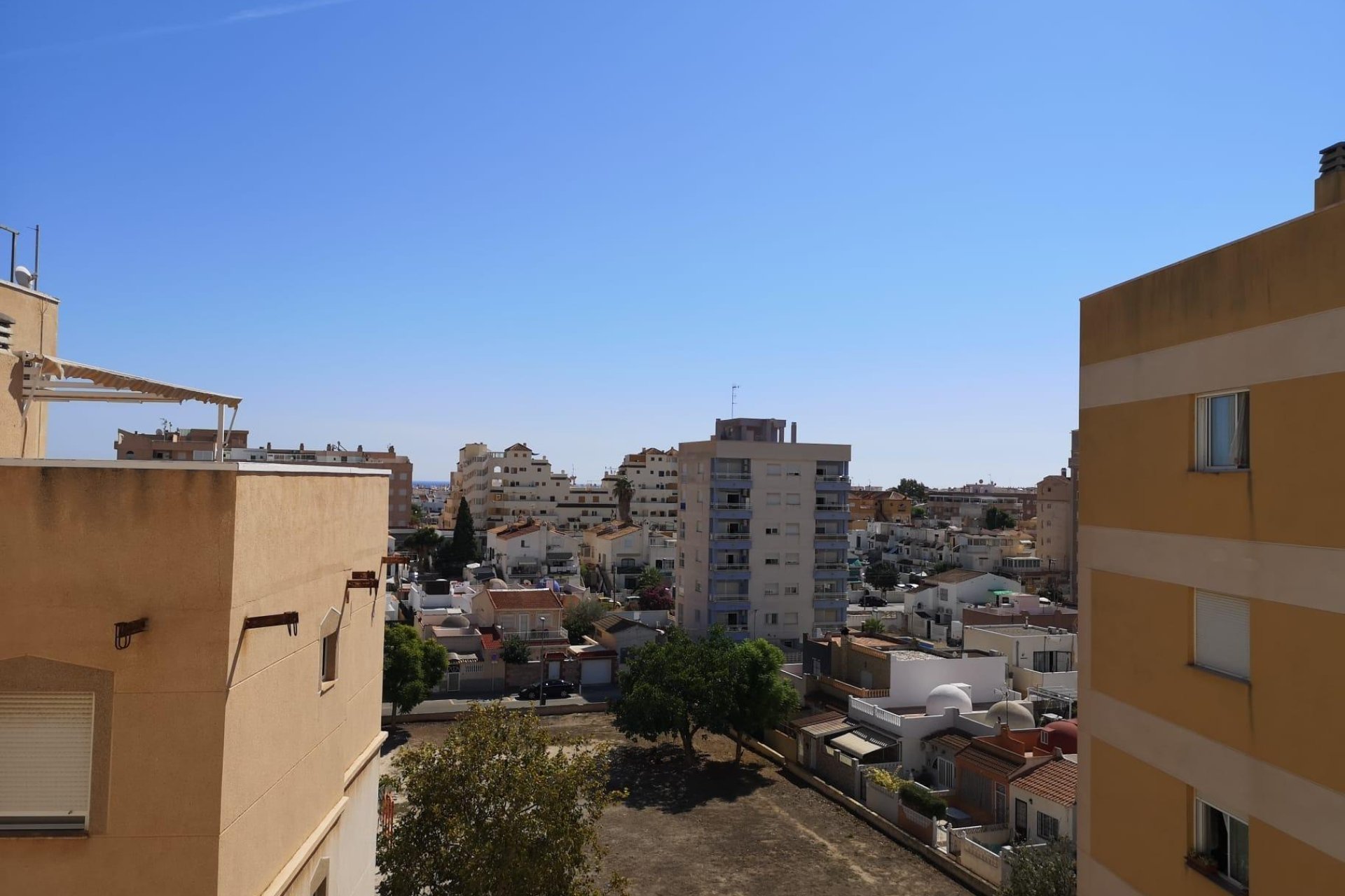 Reventa - Apartamento / piso -
Torrevieja - Nueva Torrevieja