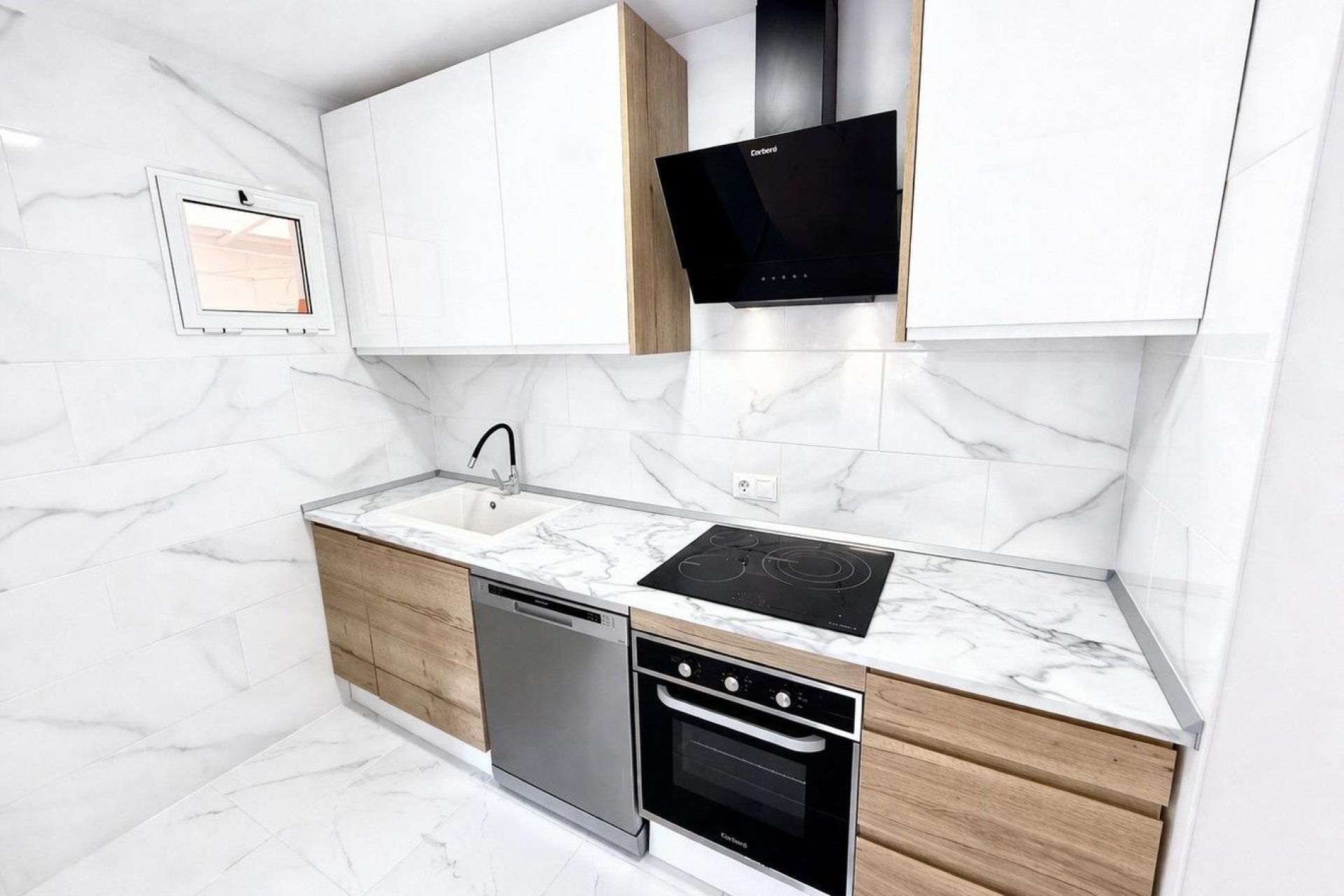 Reventa - Apartamento / piso -
Torrevieja - Parque de las Naciones