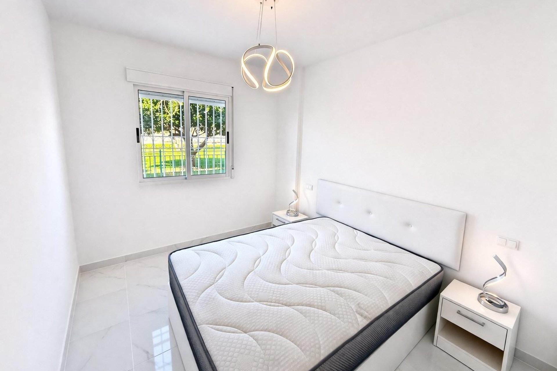 Reventa - Apartamento / piso -
Torrevieja - Parque de las Naciones