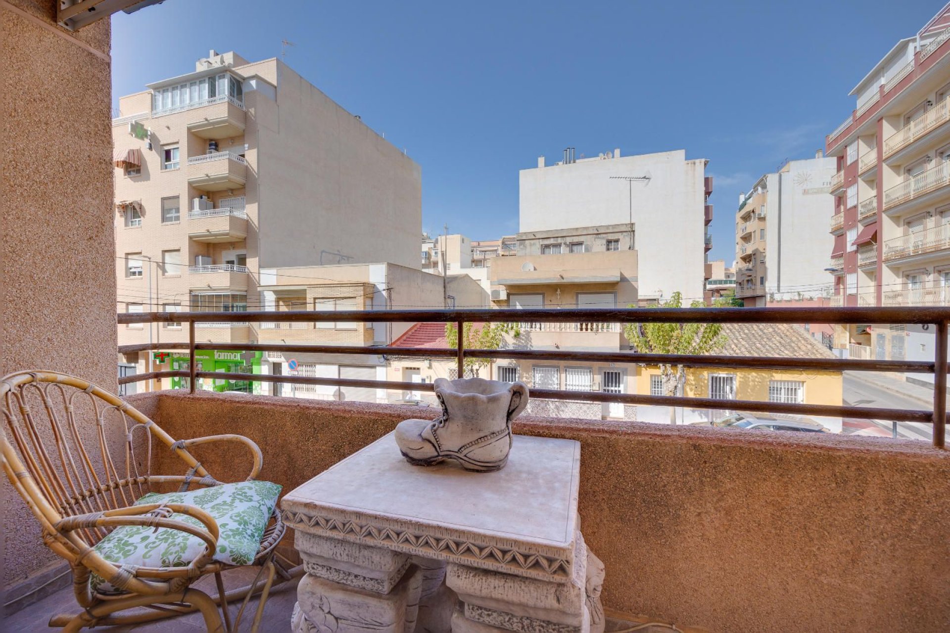 Reventa - Apartamento / piso -
Torrevieja - Paseo maritimo