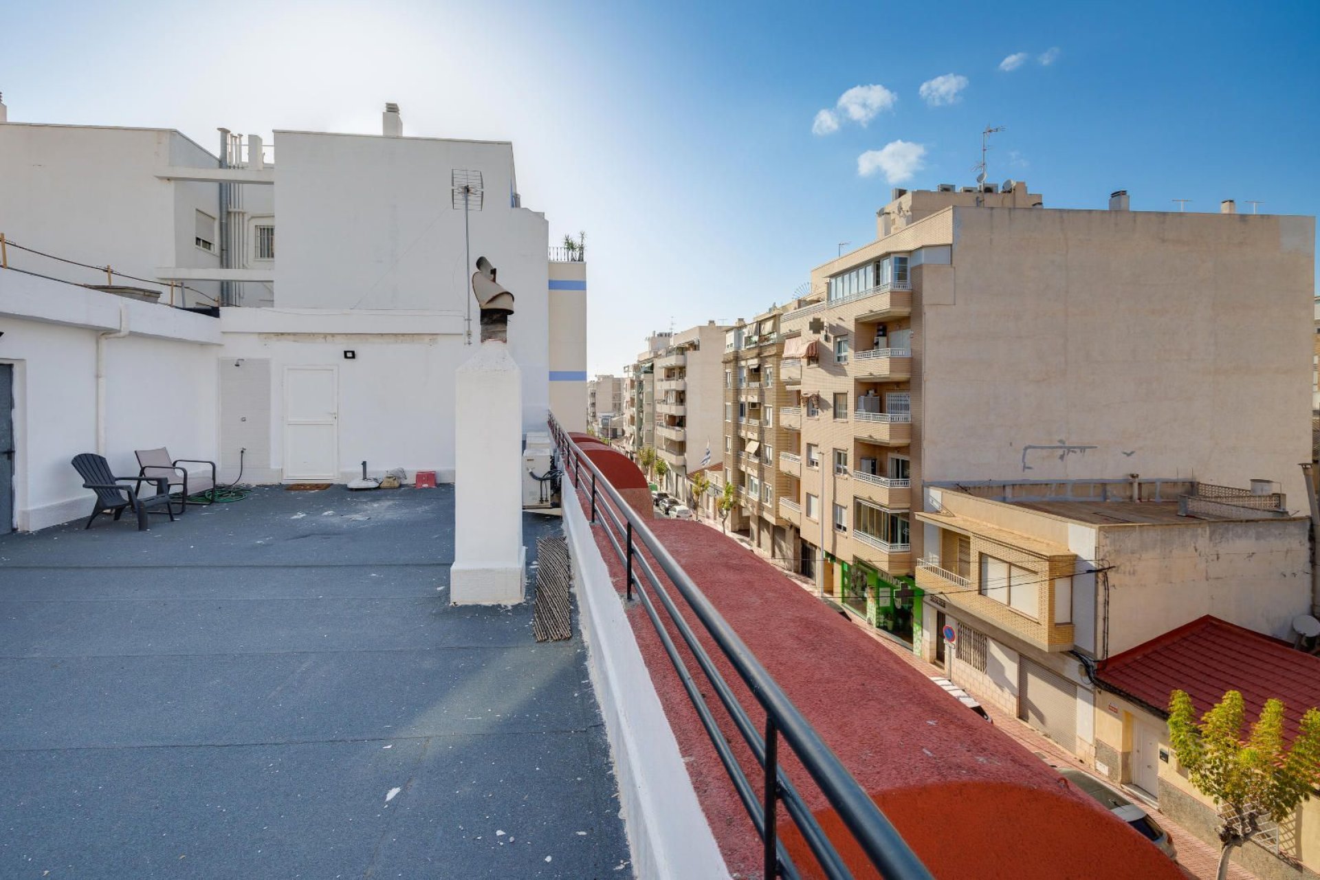 Reventa - Apartamento / piso -
Torrevieja - Paseo maritimo
