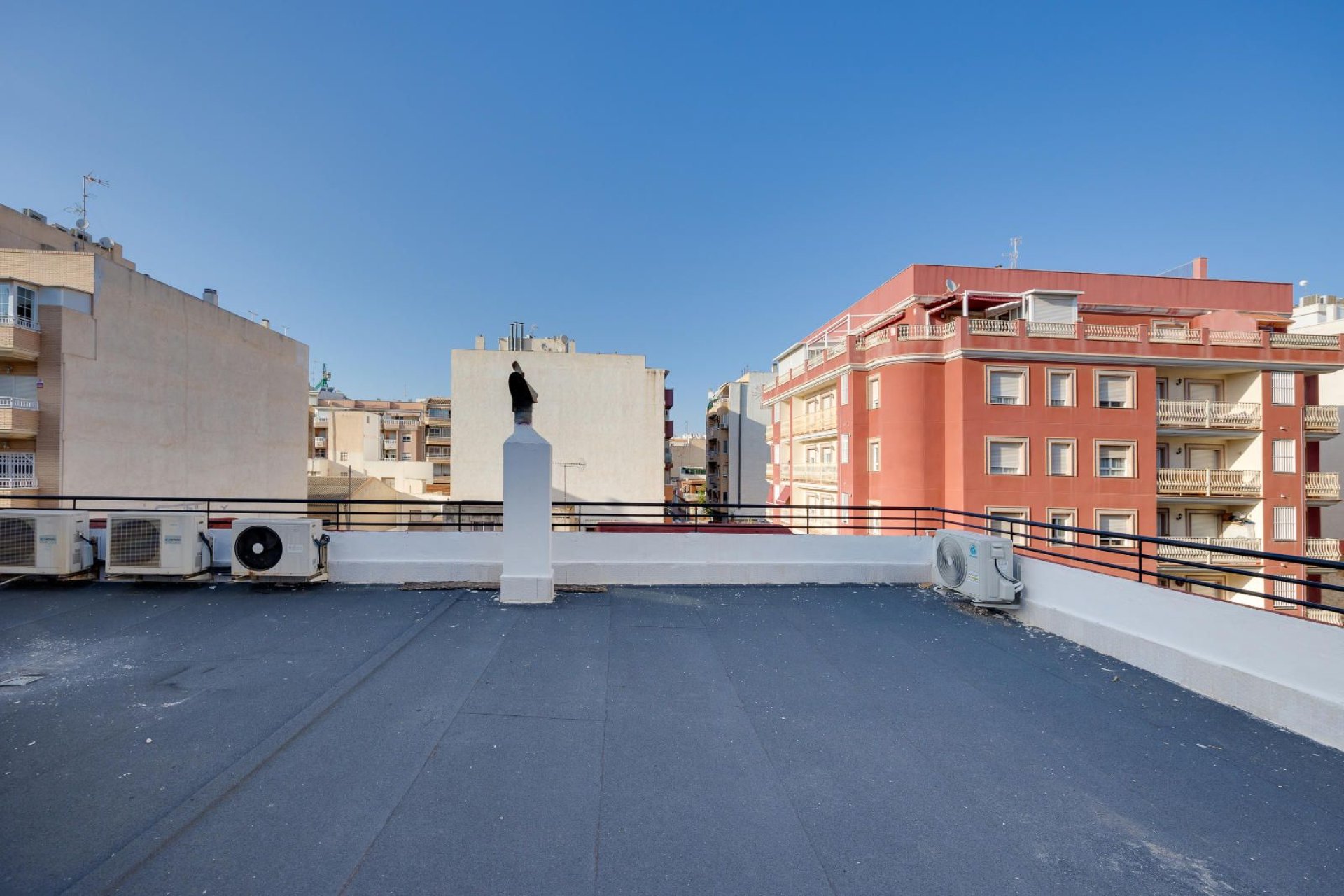 Reventa - Apartamento / piso -
Torrevieja - Paseo maritimo