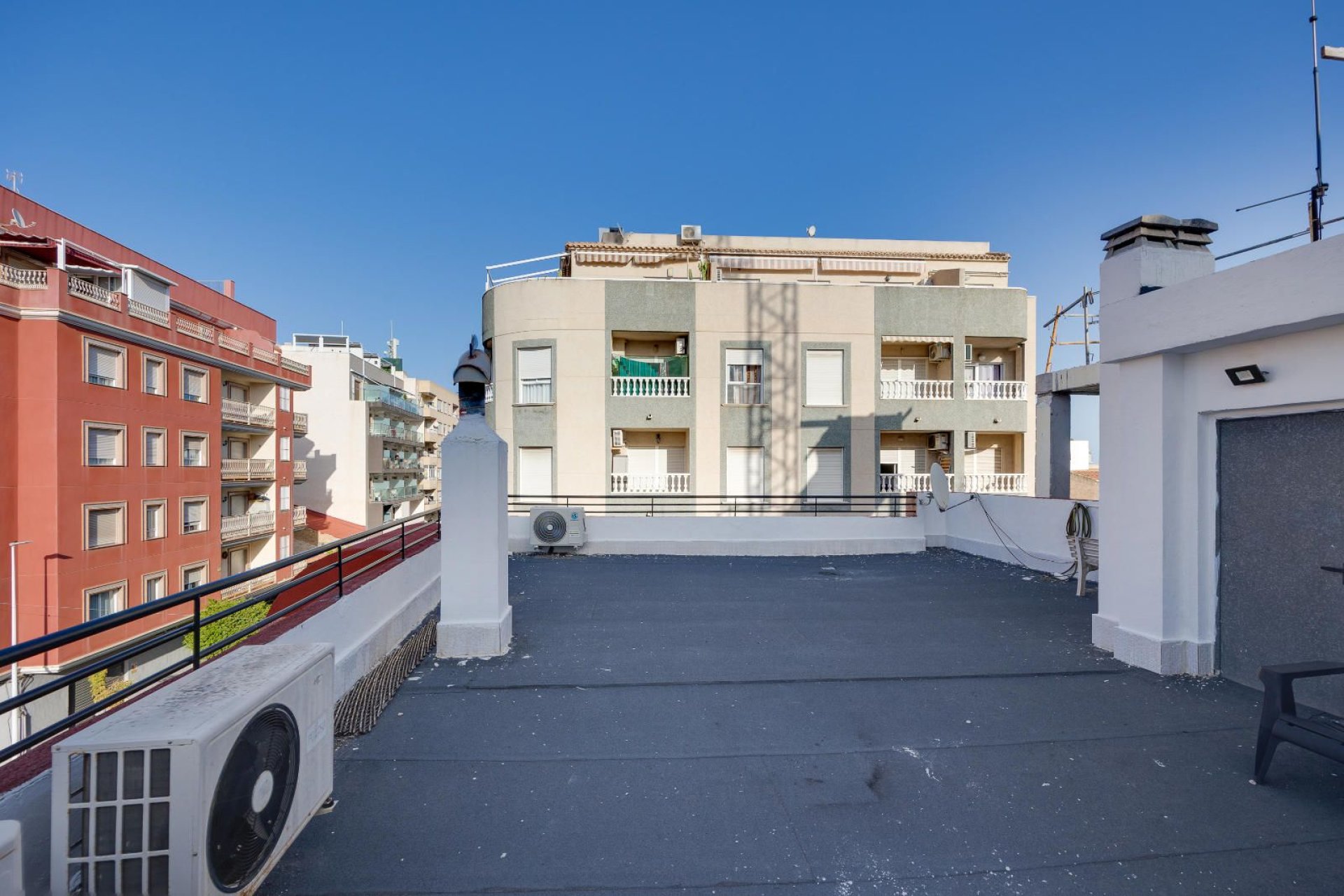 Reventa - Apartamento / piso -
Torrevieja - Paseo maritimo