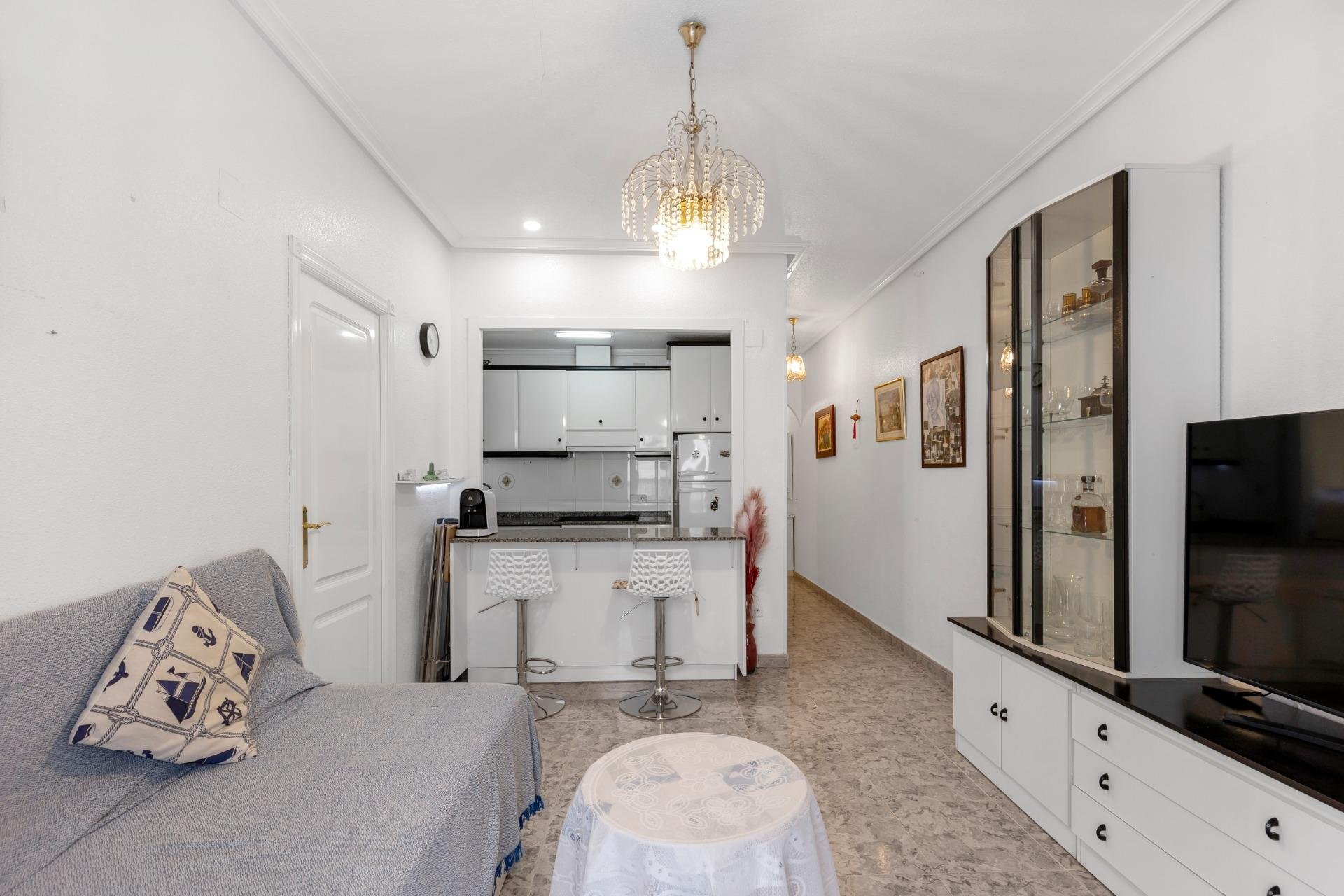 Reventa - Apartamento / piso -
Torrevieja - Paseo maritimo