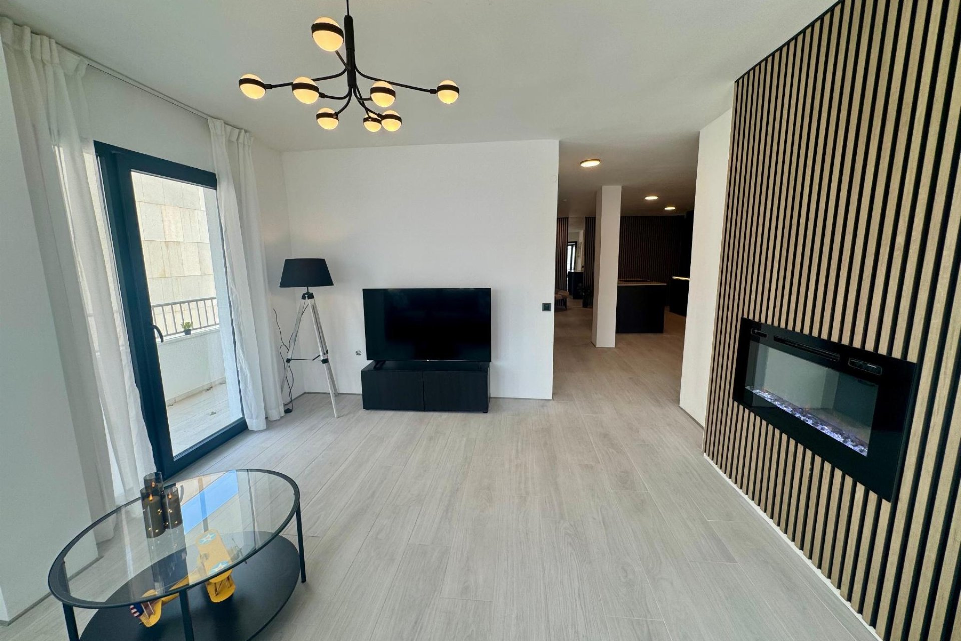 Reventa - Apartamento / piso -
Torrevieja - Paseo maritimo