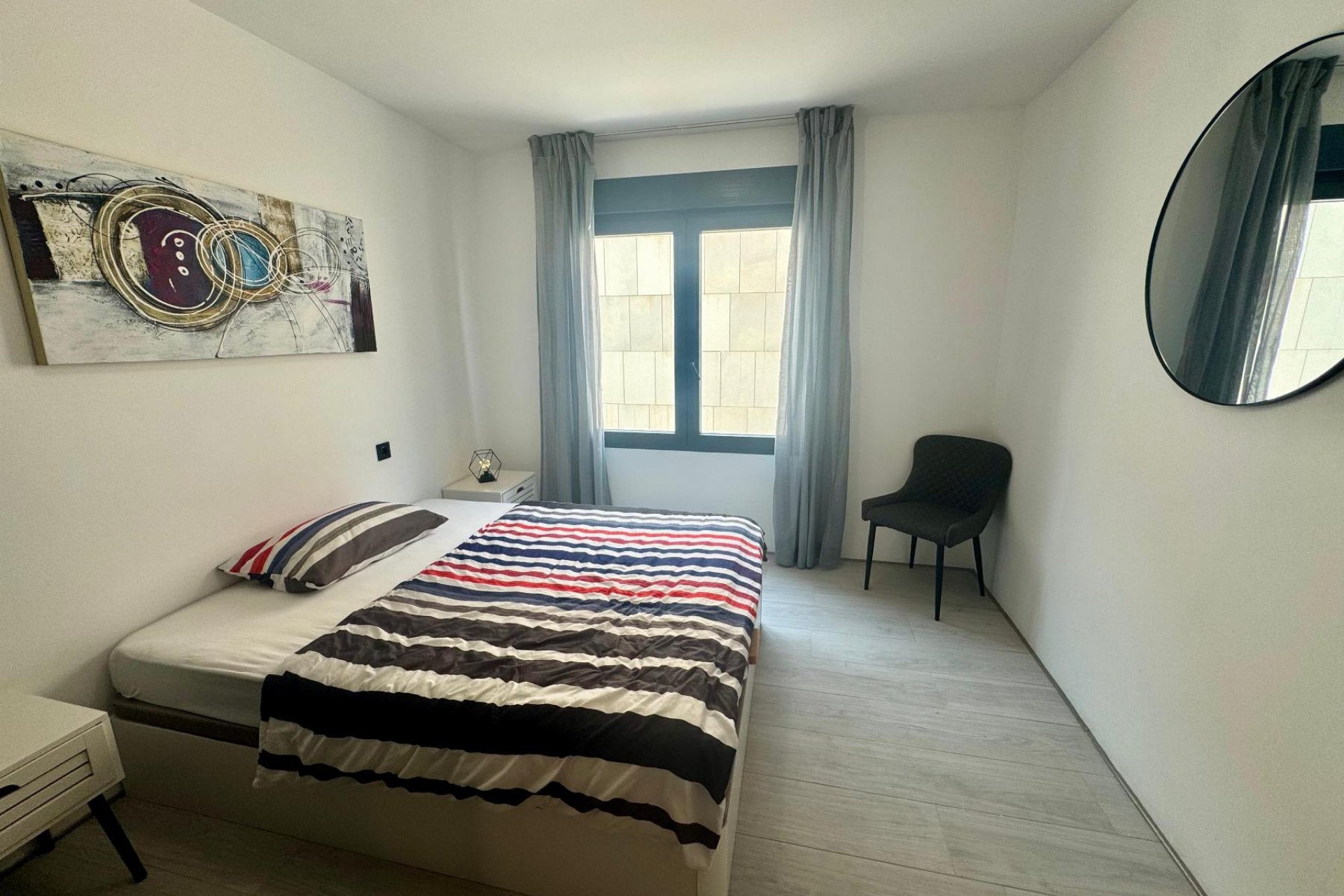 Reventa - Apartamento / piso -
Torrevieja - Paseo maritimo