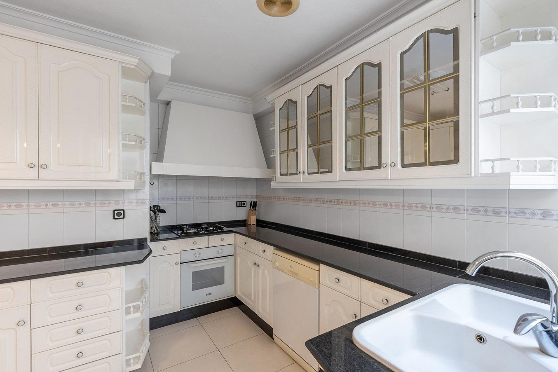 Reventa - Apartamento / piso -
Torrevieja - Paseo maritimo