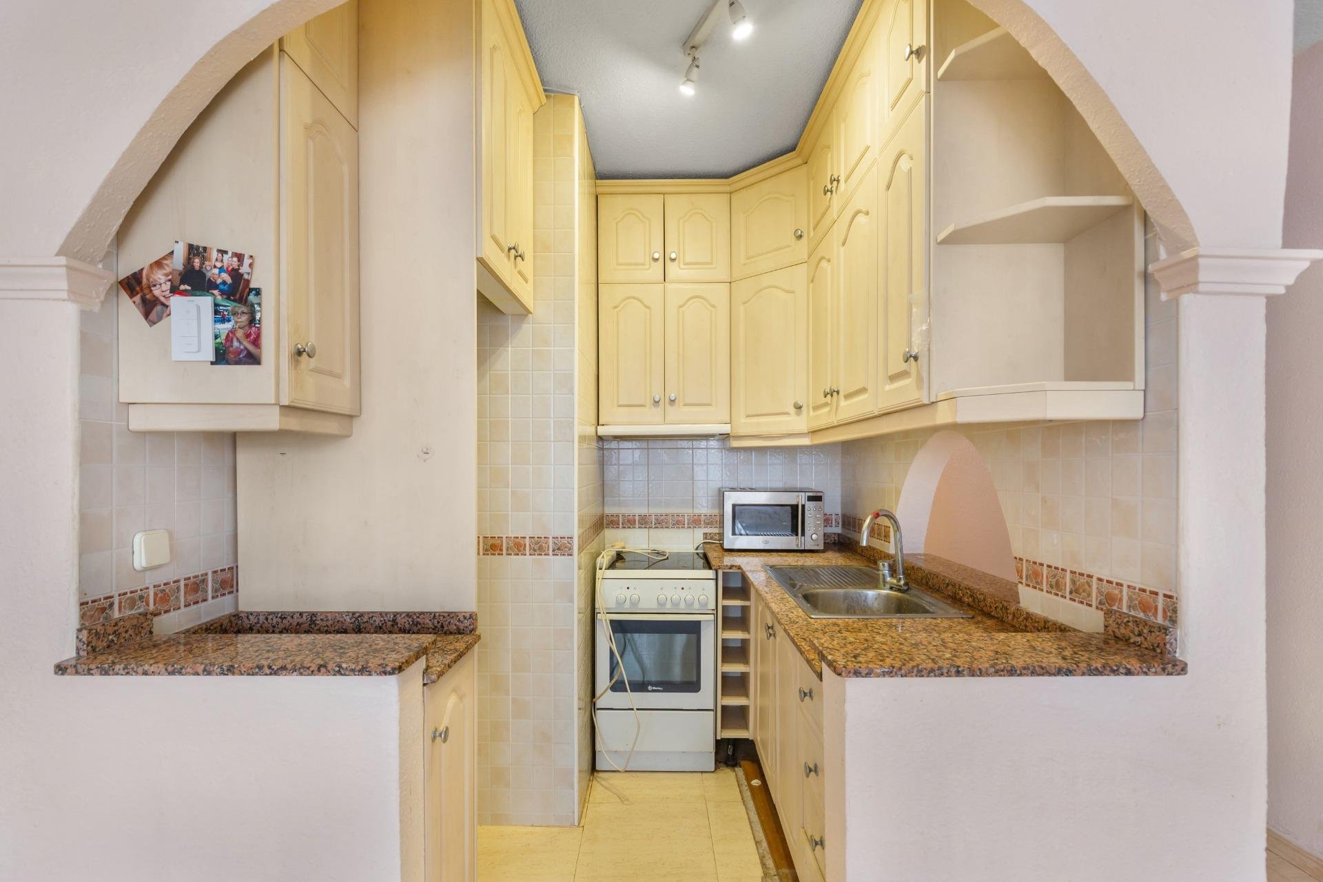 Reventa - Apartamento / piso -
Torrevieja - Paseo maritimo