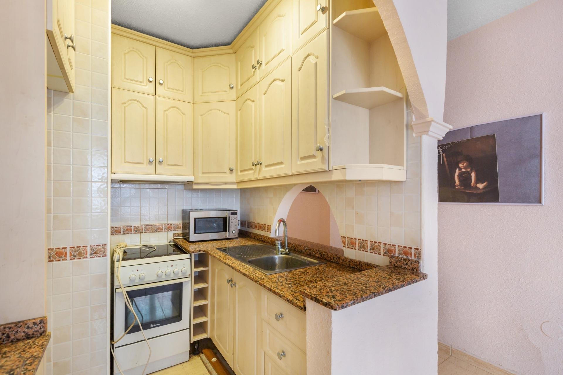 Reventa - Apartamento / piso -
Torrevieja - Paseo maritimo