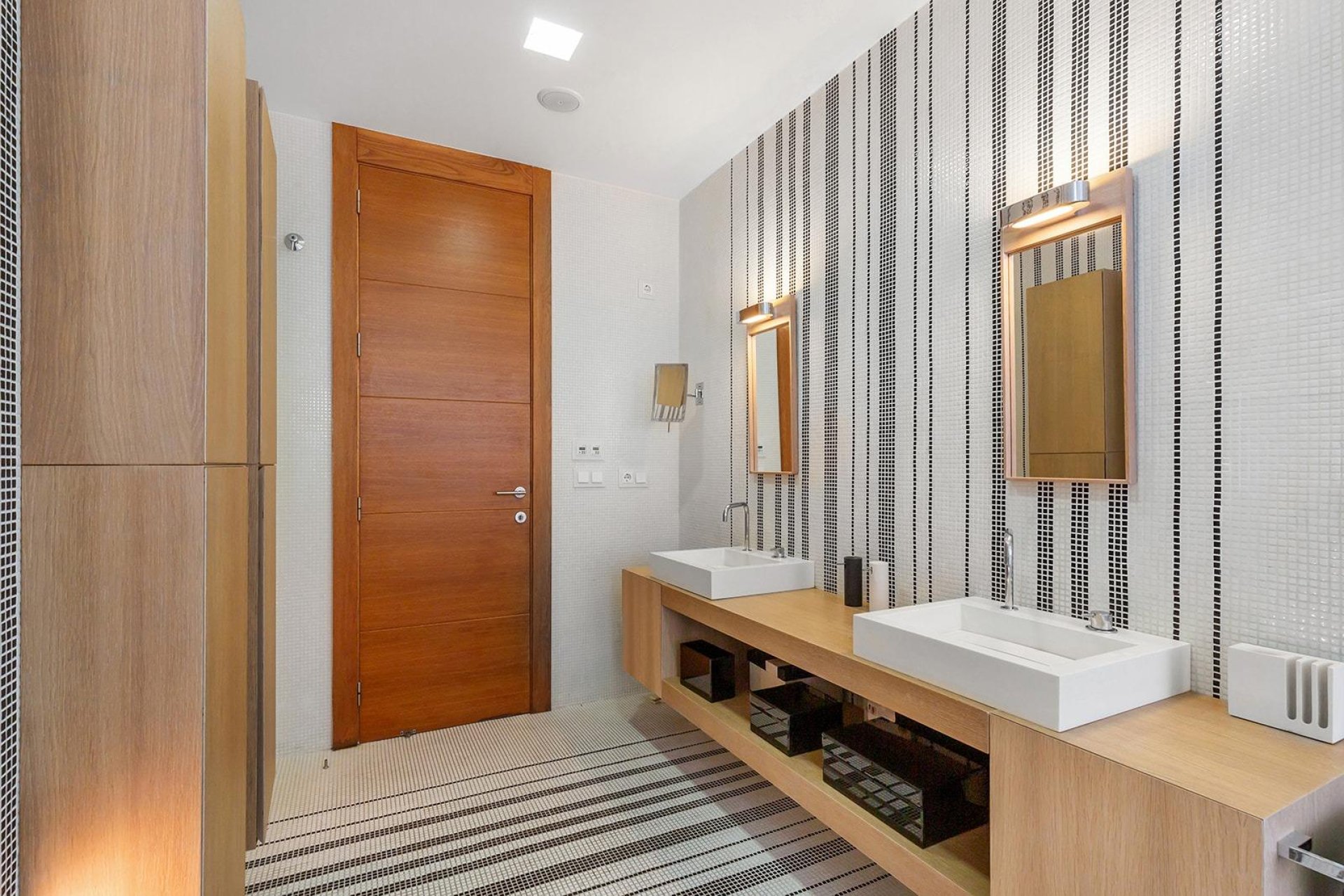 Reventa - Apartamento / piso -
Torrevieja - Paseo maritimo