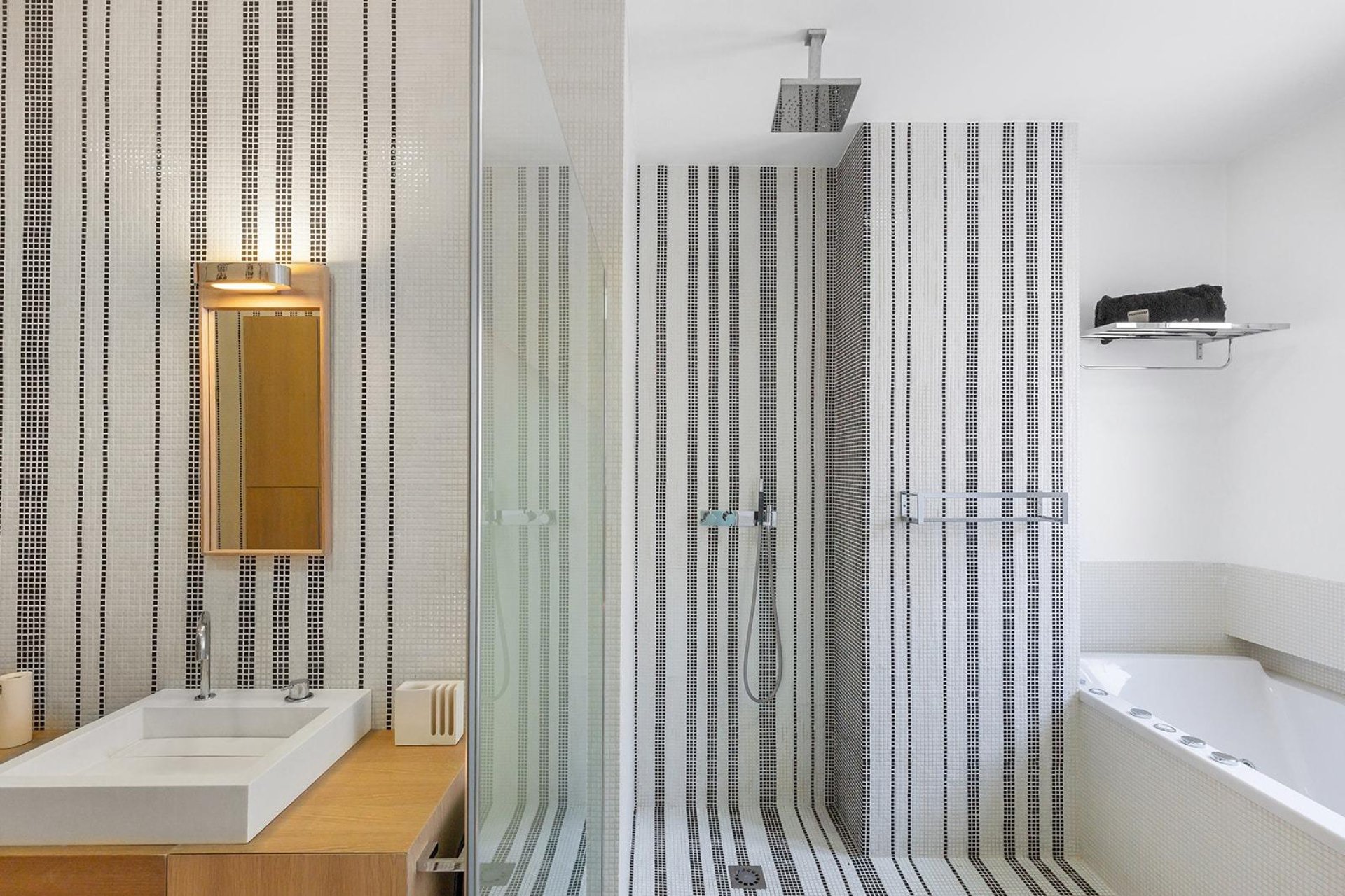 Reventa - Apartamento / piso -
Torrevieja - Paseo maritimo