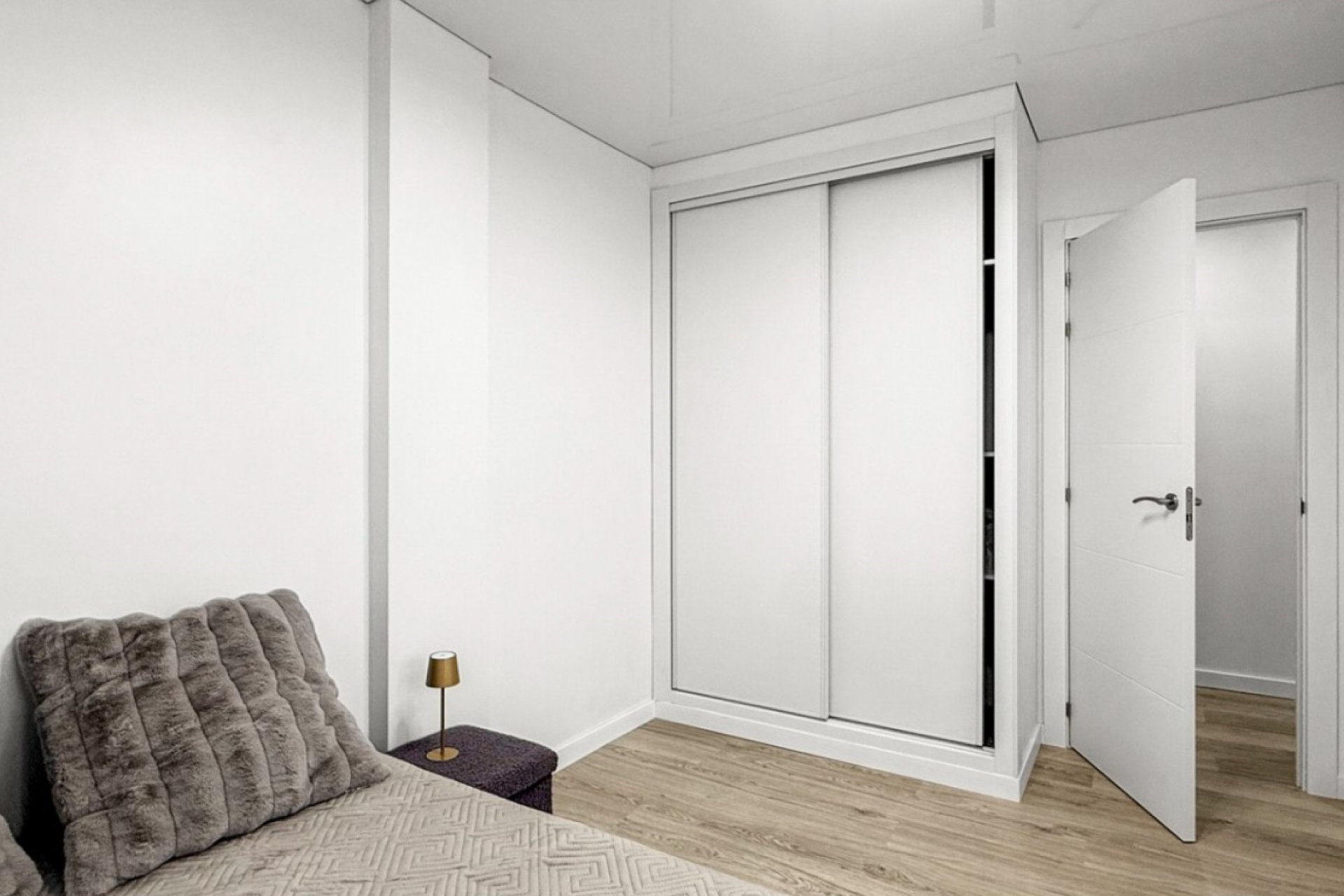 Reventa - Apartamento / piso -
Torrevieja - Playa Acequion