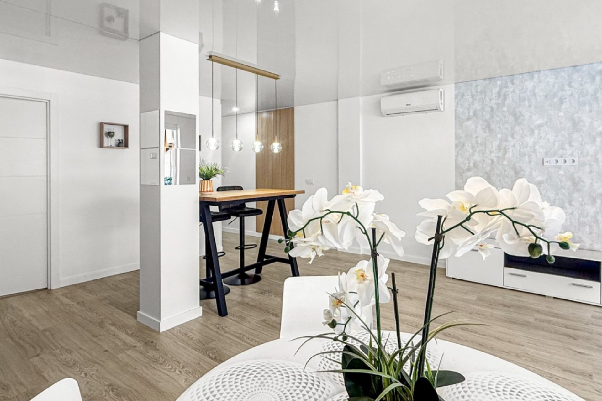 Reventa - Apartamento / piso -
Torrevieja - Playa Acequion