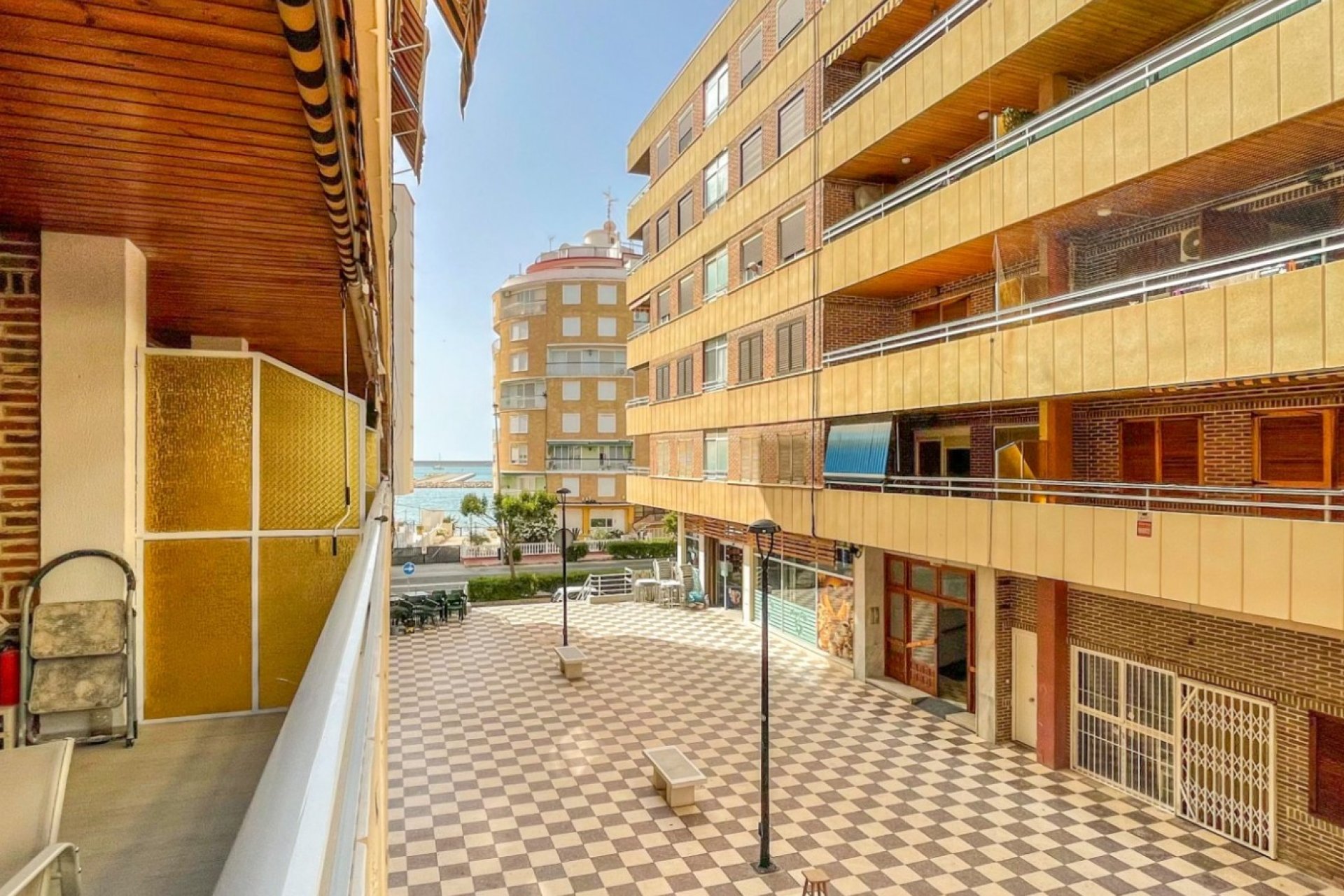 Reventa - Apartamento / piso -
Torrevieja - Playa Acequion