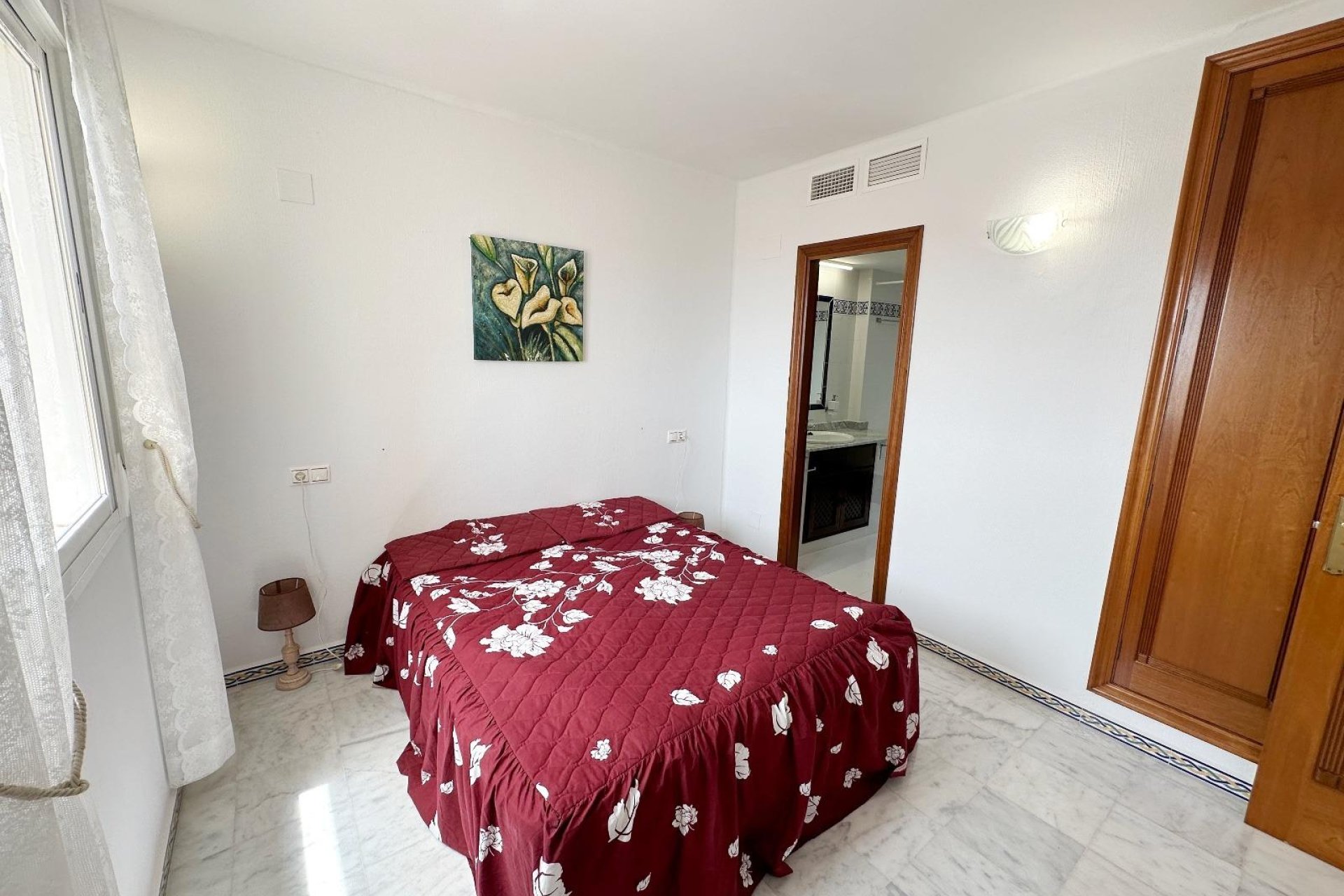 Reventa - Apartamento / piso -
Torrevieja - Playa de los Locos