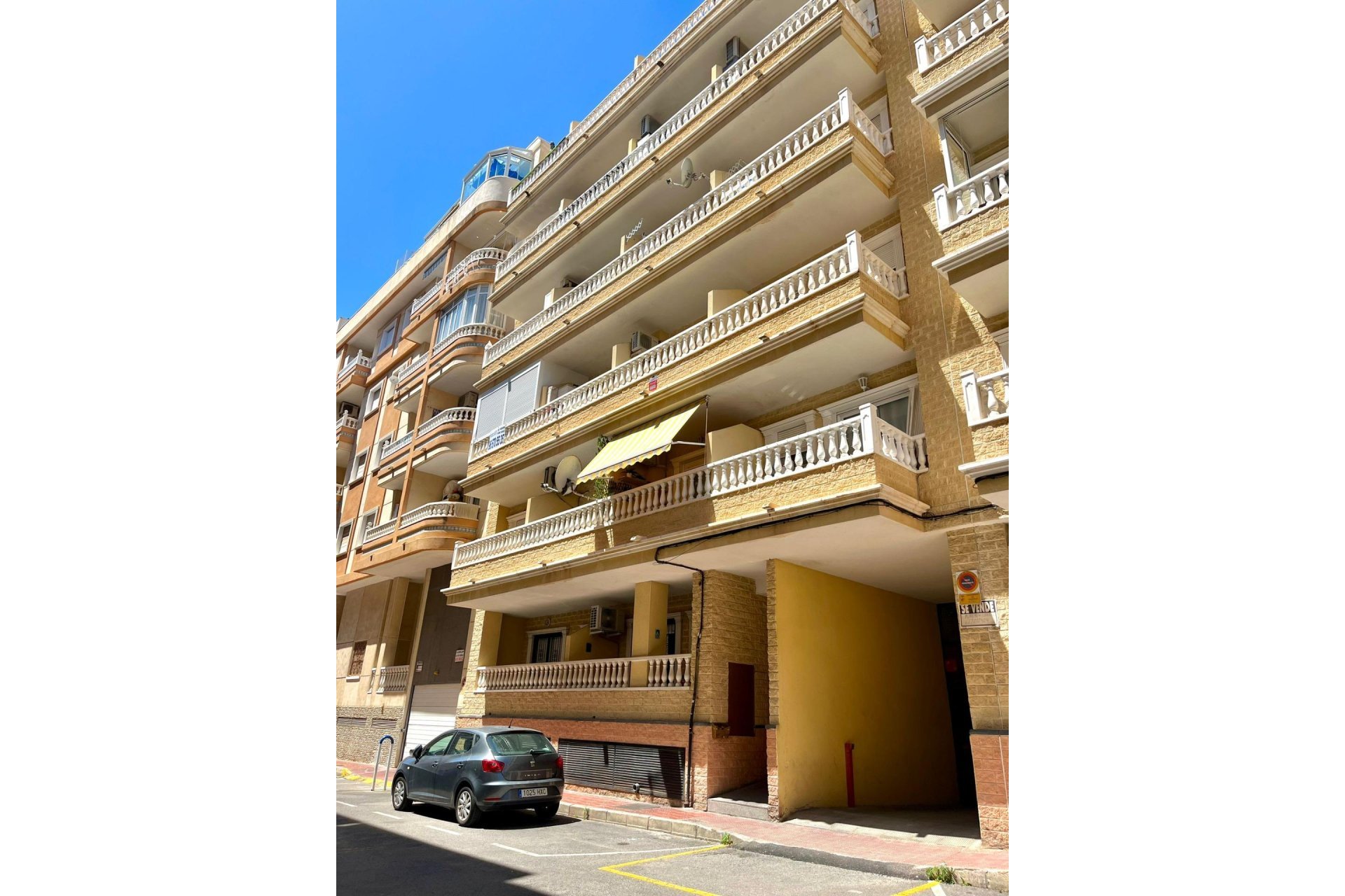 Reventa - Apartamento / piso -
Torrevieja - Playa de los Locos