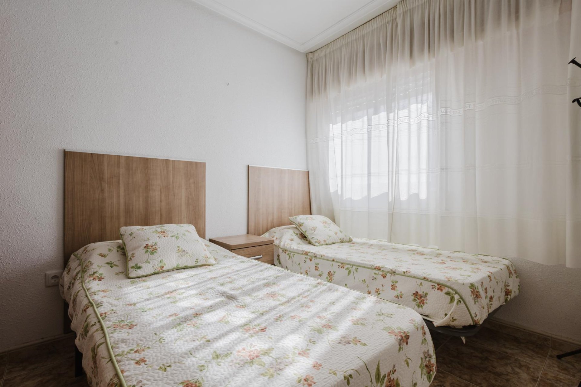 Reventa - Apartamento / piso -
Torrevieja - Playa de los Naufragos