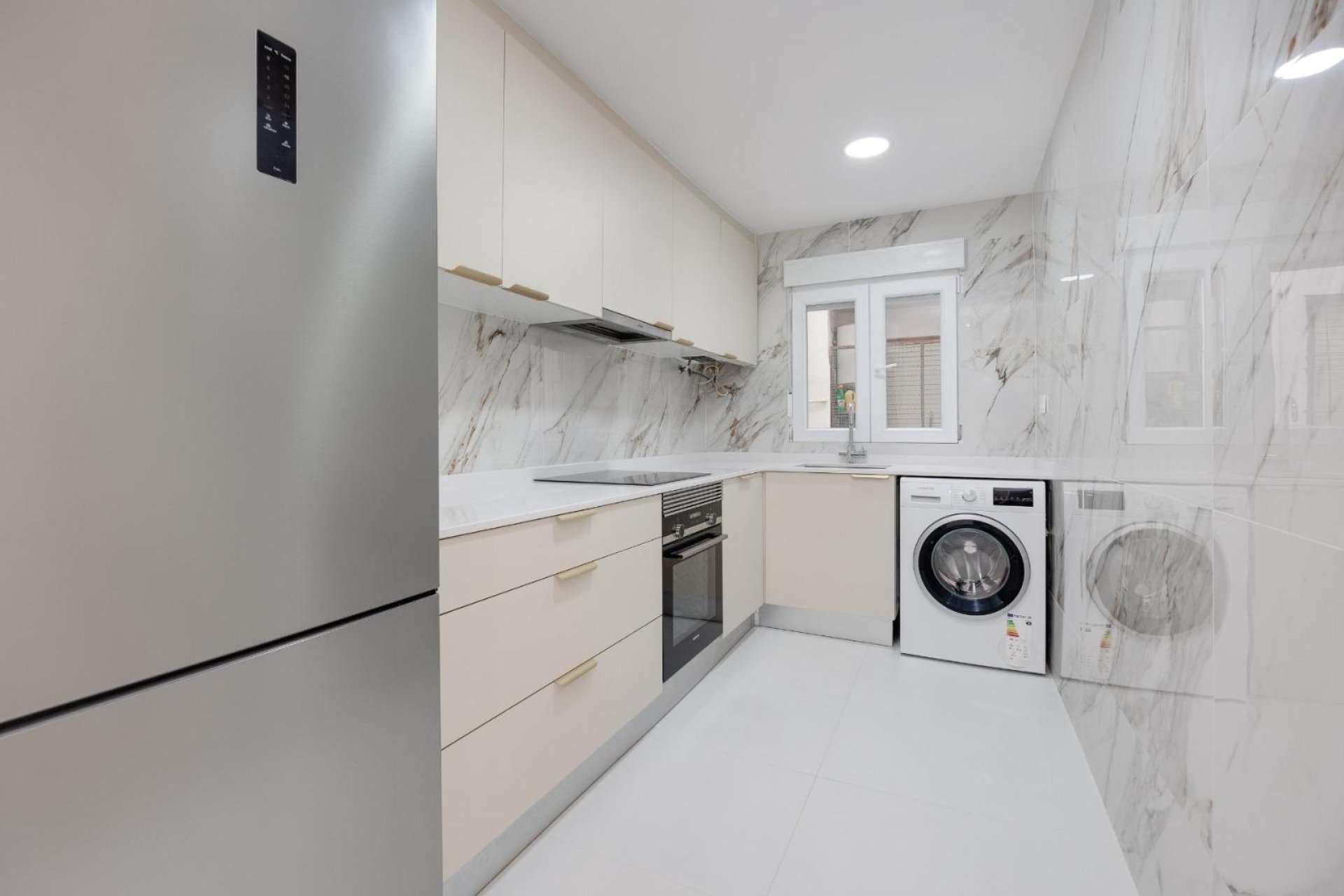 Reventa - Apartamento / piso -
Torrevieja - Playa de los Naufragos