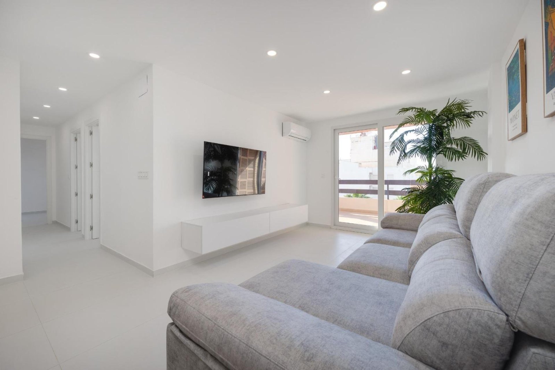 Reventa - Apartamento / piso -
Torrevieja - Playa de los Naufragos