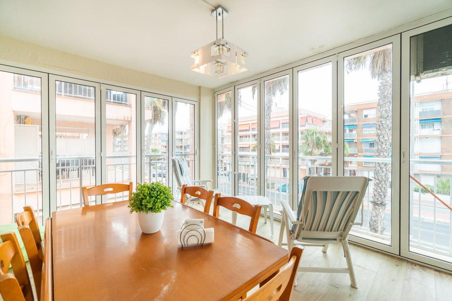 Reventa - Apartamento / piso -
Torrevieja - Playa de los Naufragos